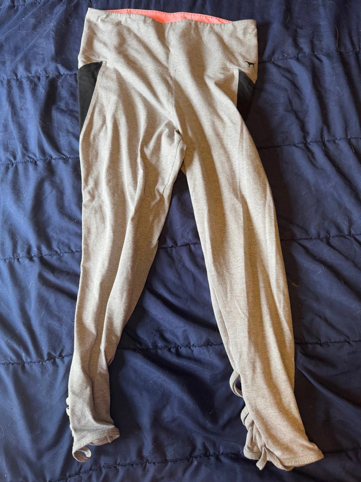 Pink Victoria’s Secret PINK Large Leggings Gray Size 36" / US 14 / IT 50 - 1 Thumbnail