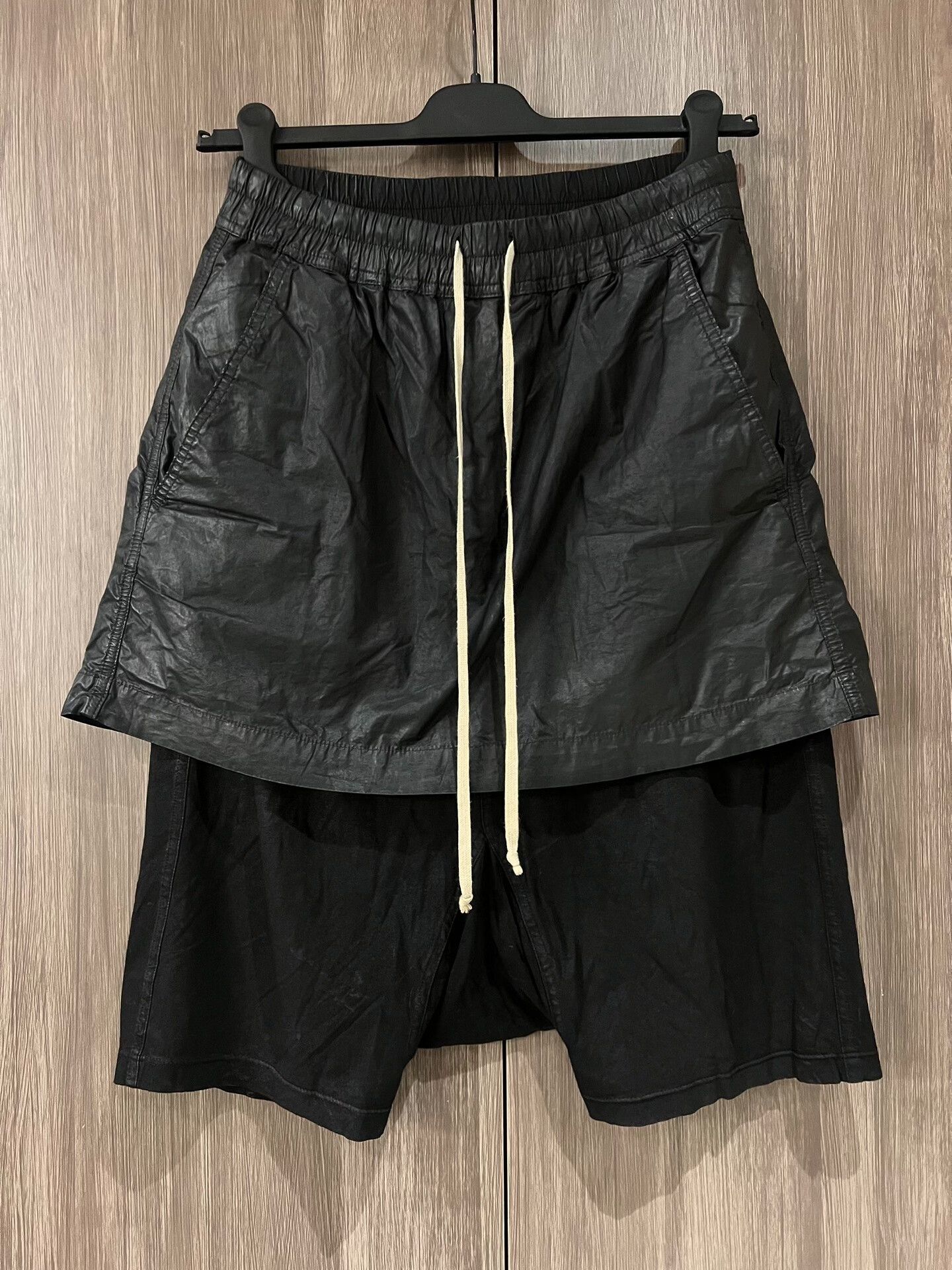 Rick Owens Rick Owens Waxed Layered Shorts Size US 28 / EU 44 - 1 Thumbnail