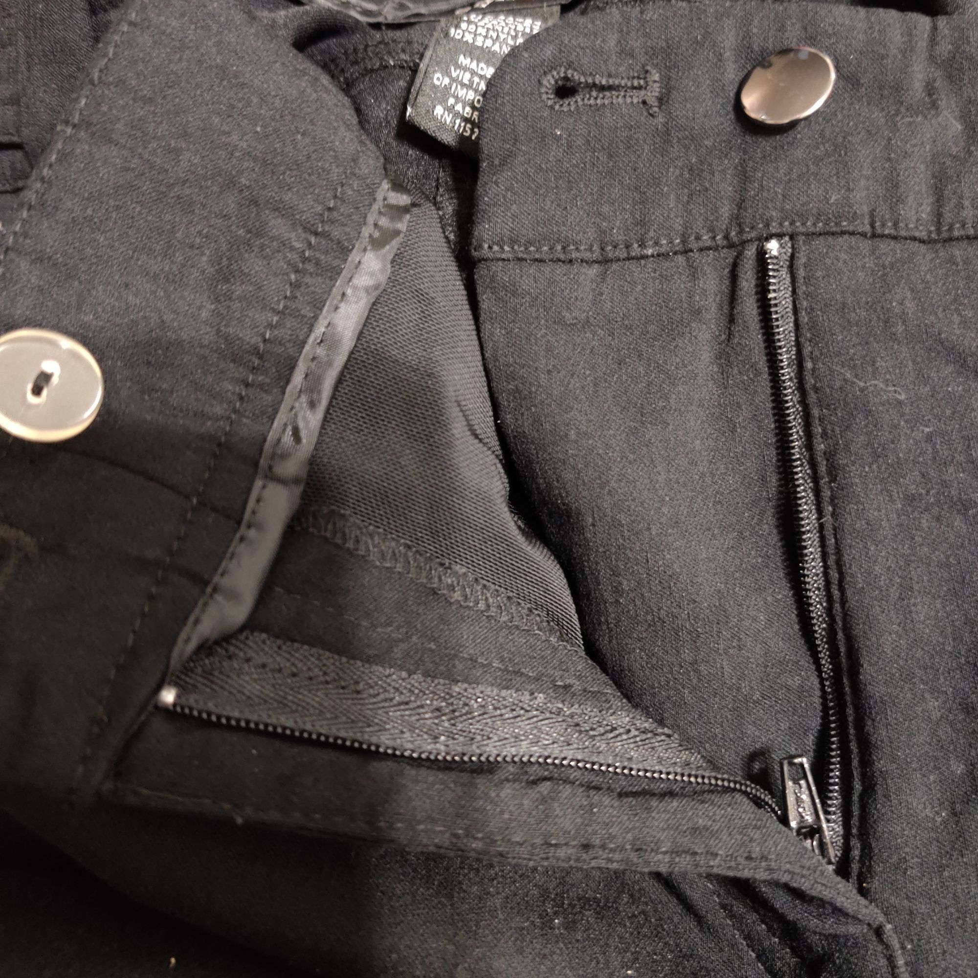 Other Style & Co 16 Black Cropped Stretch Pants Cuffed Button Hem Size 38" / US 16 / IT 52 - 5 Thumbnail