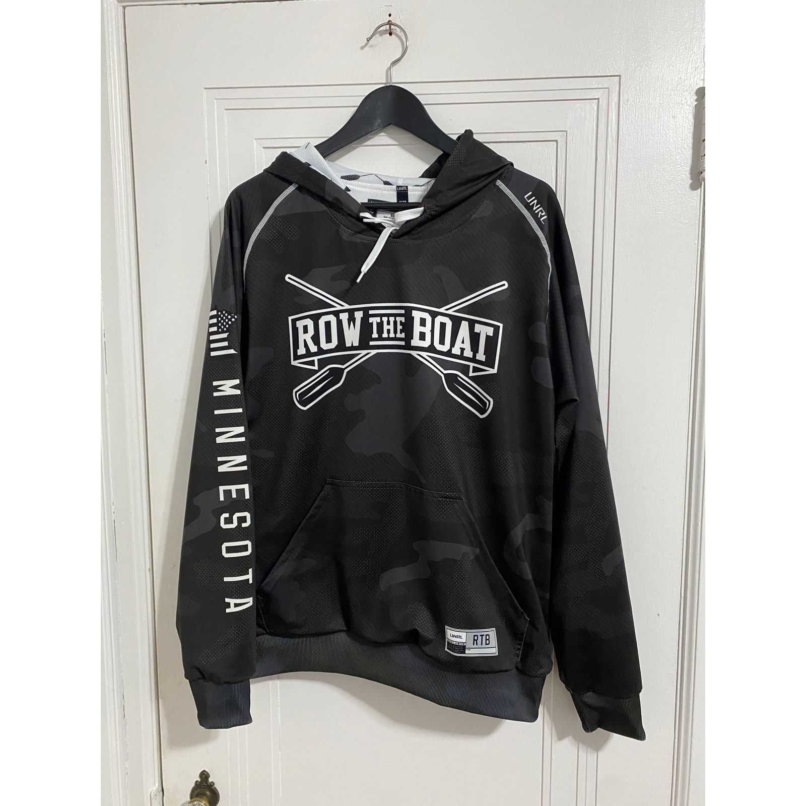 NCAA Minnesota Gophers Row the Boat UNRL Brand Hoodie Size M Size US M / EU 48-50 / 2 - 1 Thumbnail