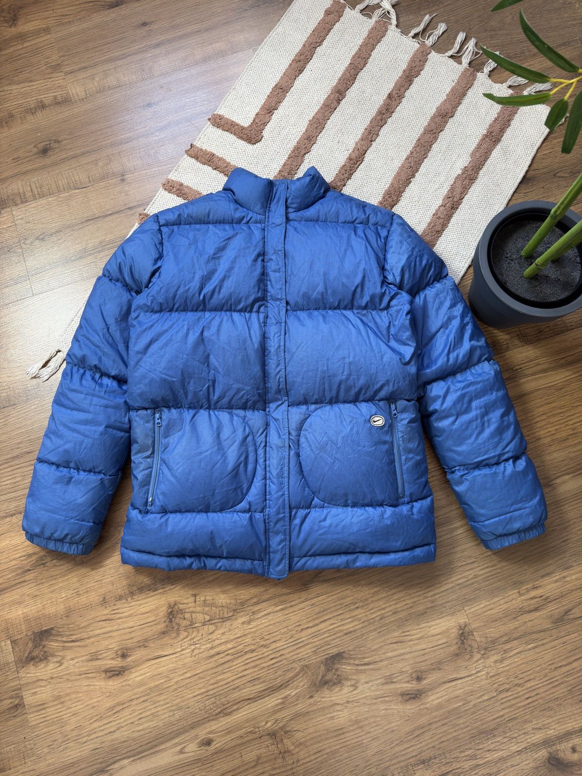 Nike × Vintage VINTAGE NIKE 2000s DOWN PUFFER JACKET Size M / US 6-8 / IT 42-44 - 1 Thumbnail