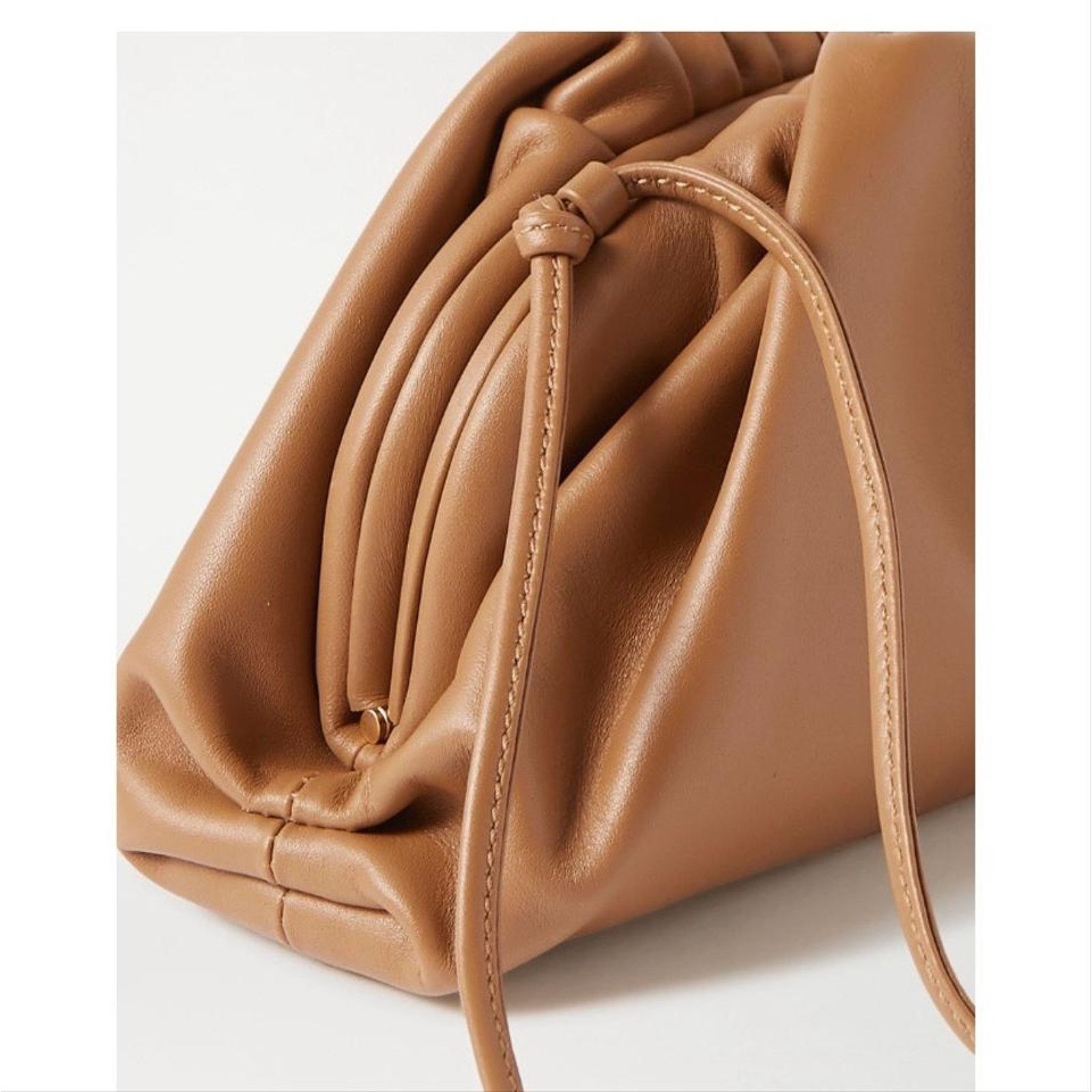 Bottega Veneta The Pouch small cloud leather clutch cross body bag Size ONE SIZE - 5 Thumbnail
