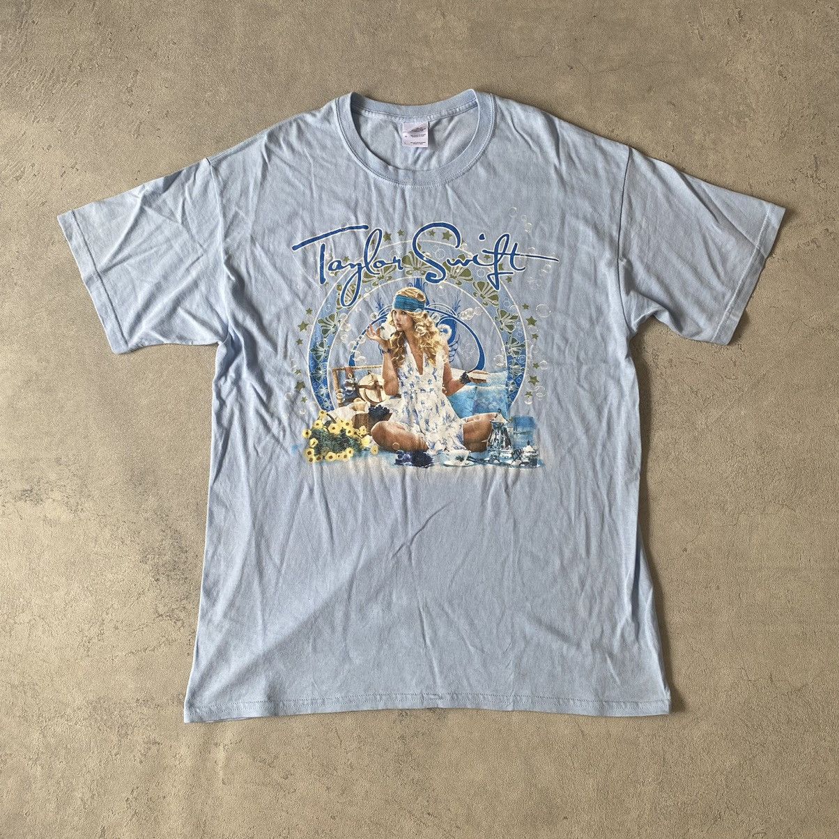 【激レア】Taylor Swift ヴィンテージTシャツ Fearless期 This (almost) vintage Taylor Swift shirt from the 2009 Fearless