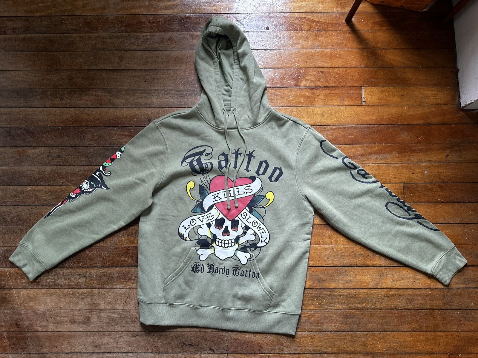 Ed Hardy Y2K Ed hardy pullover hoodie light olive sz L Size US L / EU 52-54 / 3 - 1 Thumbnail