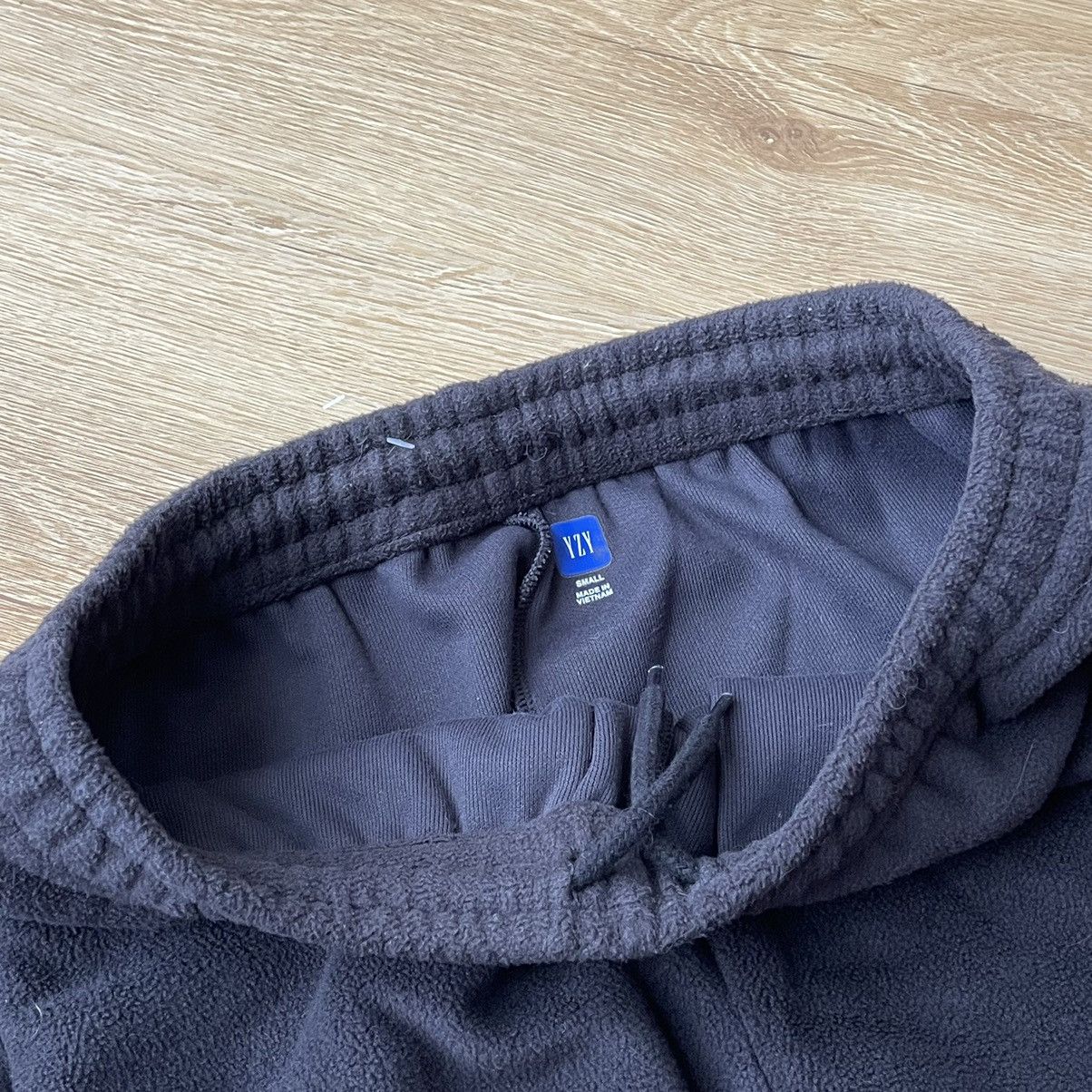 Gap × Yeezy Yeezy Gap Polar Fleece Jogging Pants by Balenciaga Size US 30 / EU 46 - 4 Thumbnail