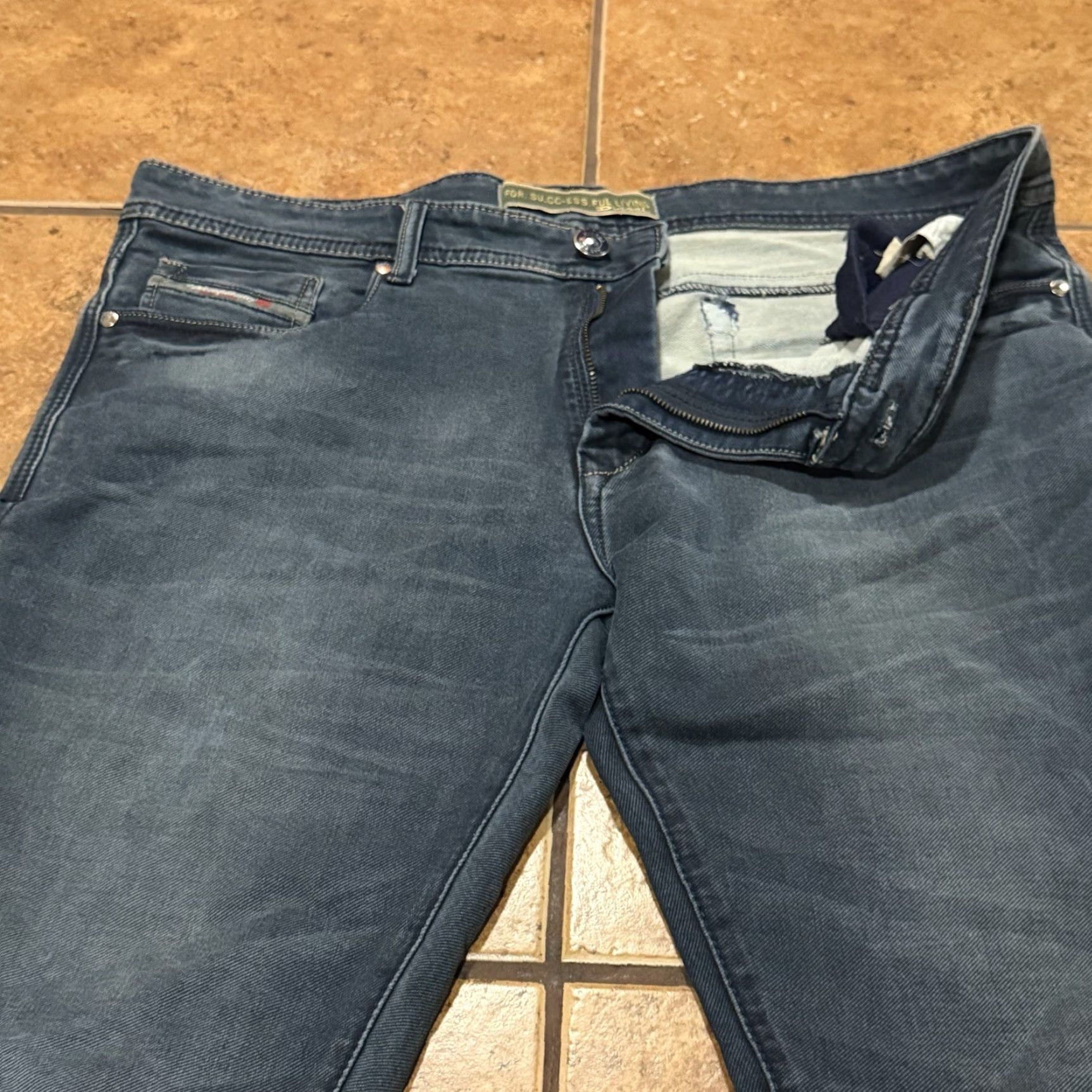 Diesel VINTAGE? No — Use Real Title: Diesel Larkee Jeans Mens W38 L34 Blue Regular Fit Straight Leg Denim Size US 38 / EU 54 - 4 Thumbnail