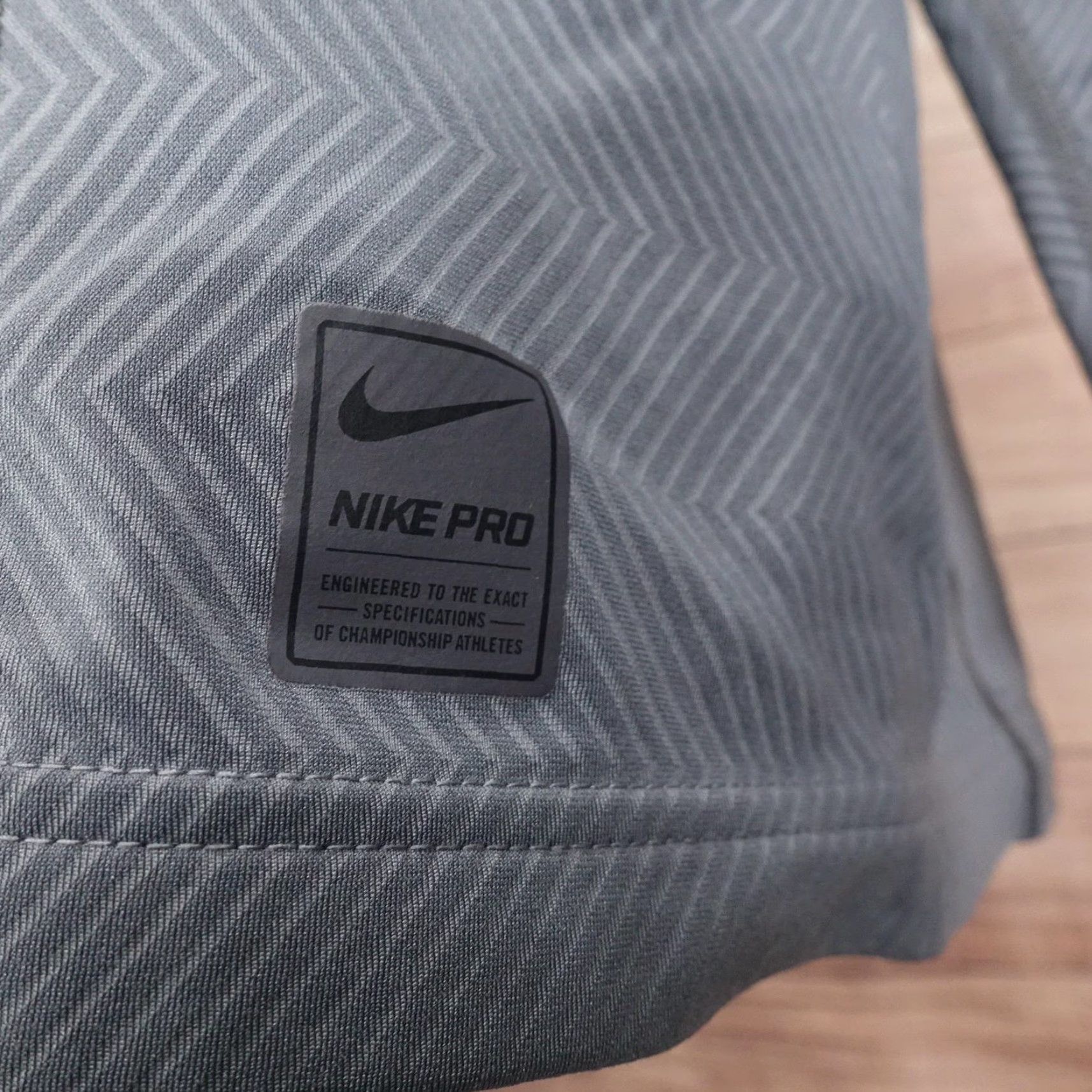 Nike Nike Pro Dri-FIT Shirt Mens Large Gray Long Sleeve Fitted Athletic Training Top Size US L / EU 52-54 / 3 - 4 Thumbnail