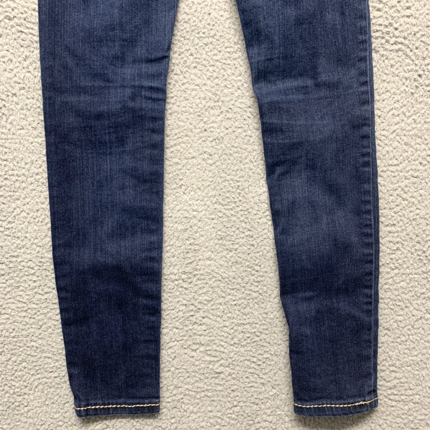 Silver Jeans Co. Silver Jeans Juniors Slim Jeans 27x31 Blue Cotton Spandex Denim 5-Pocket Gem Accents Womens/Teens Size 27" / US 4 / IT 40 - 6 Thumbnail