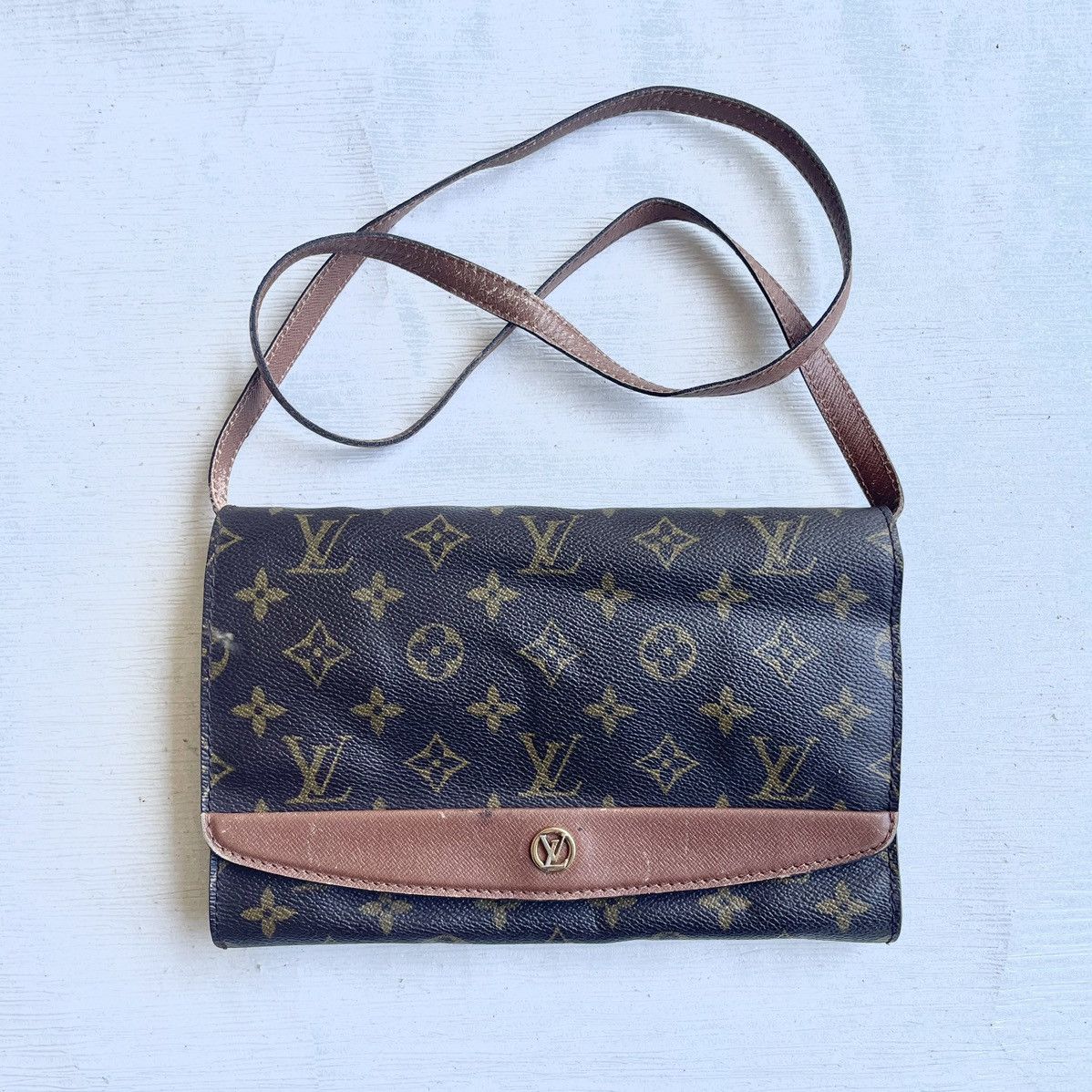 Louis Vuitton Louis Vuitton Monogram Canvas Pochette Crossbody Bag Size ONE SIZE - 6 Thumbnail