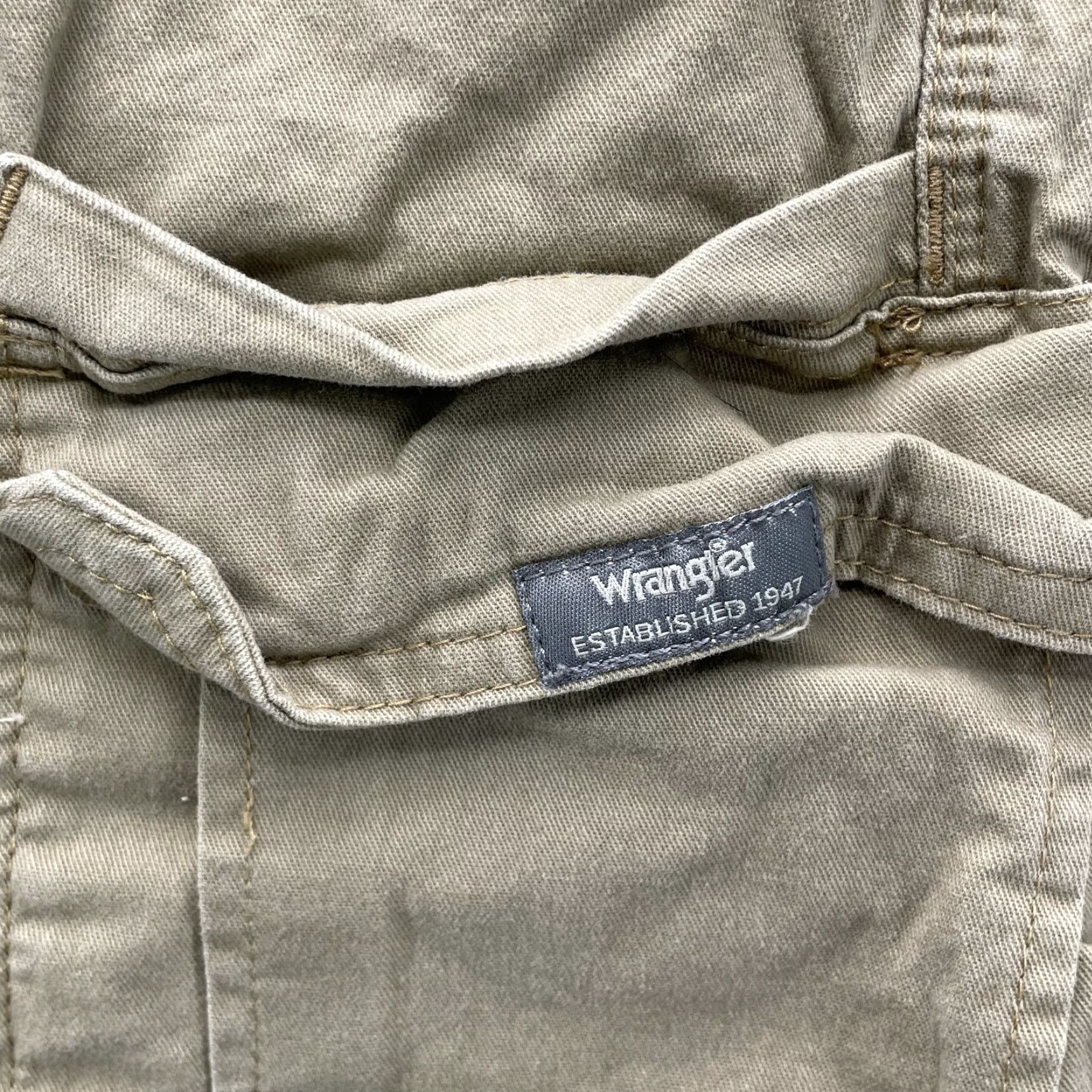 Wrangler VINTAGE Wrangler Cargo Pants Mens 33x29* Khaki Utility Workwear Rodeo Outdoor Skater 90s Size US 33 - 3 Thumbnail