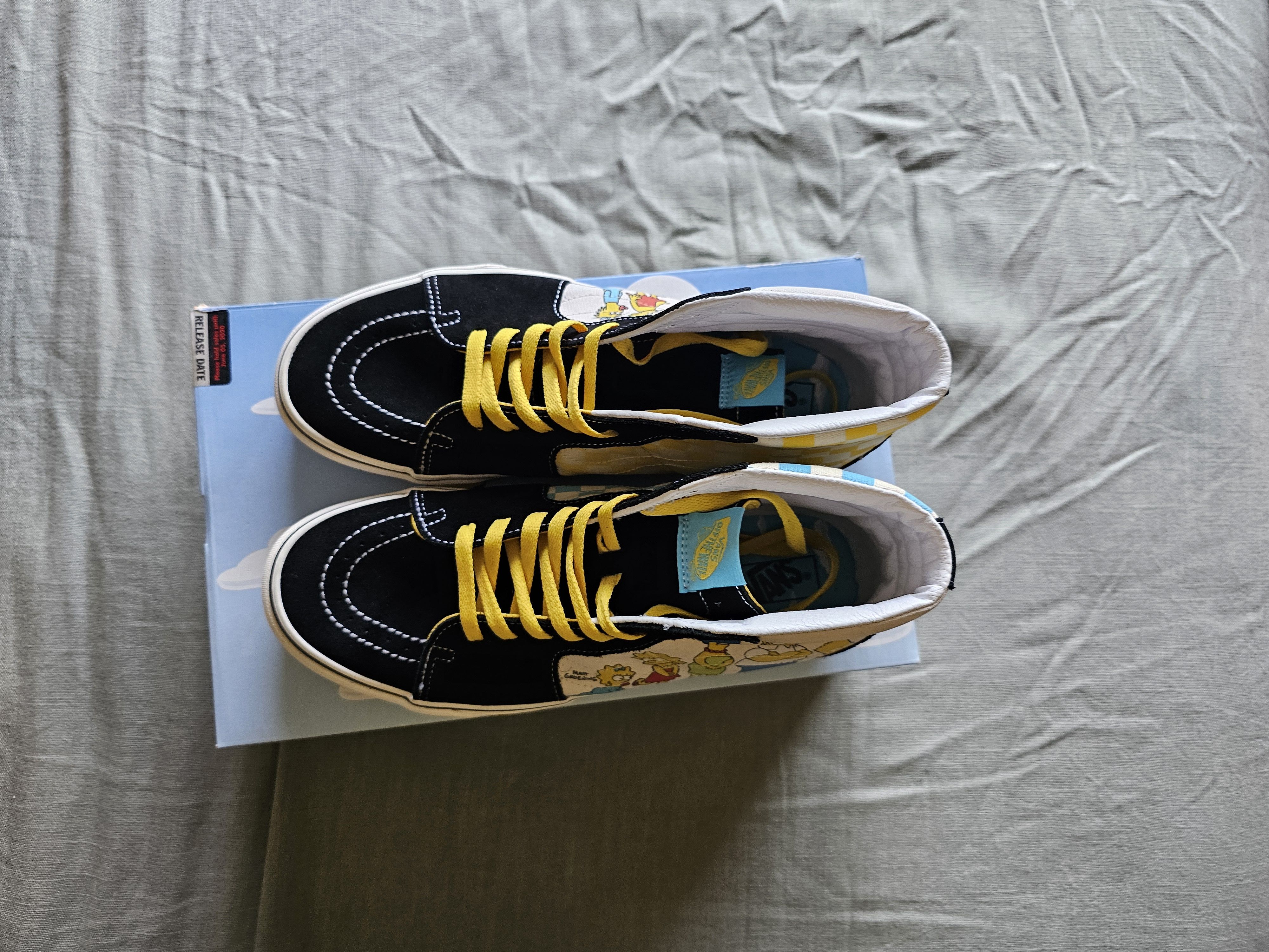The Simpsons × Vans Simpsons Vans Sk8 High Size US 10 / EU 43 - 2 Thumbnail
