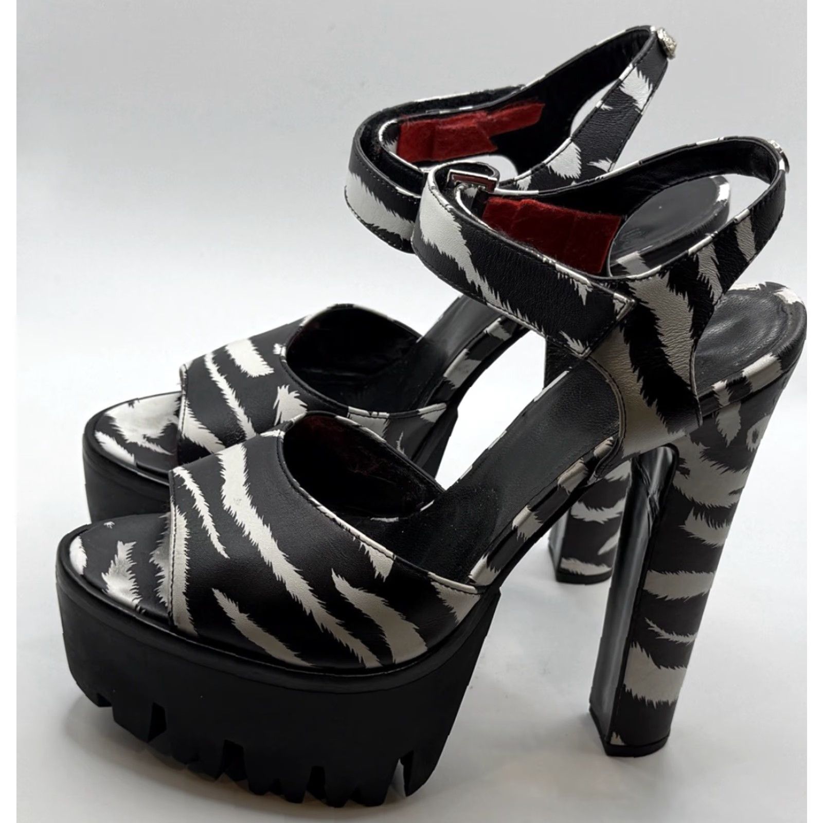 Versace Versus By Versace Zebra Ultra High Heels 37 US 6.5 Leather Mule Women Multicolor Animal Print High Heel Size US 7 / IT 37 - 6 Thumbnail