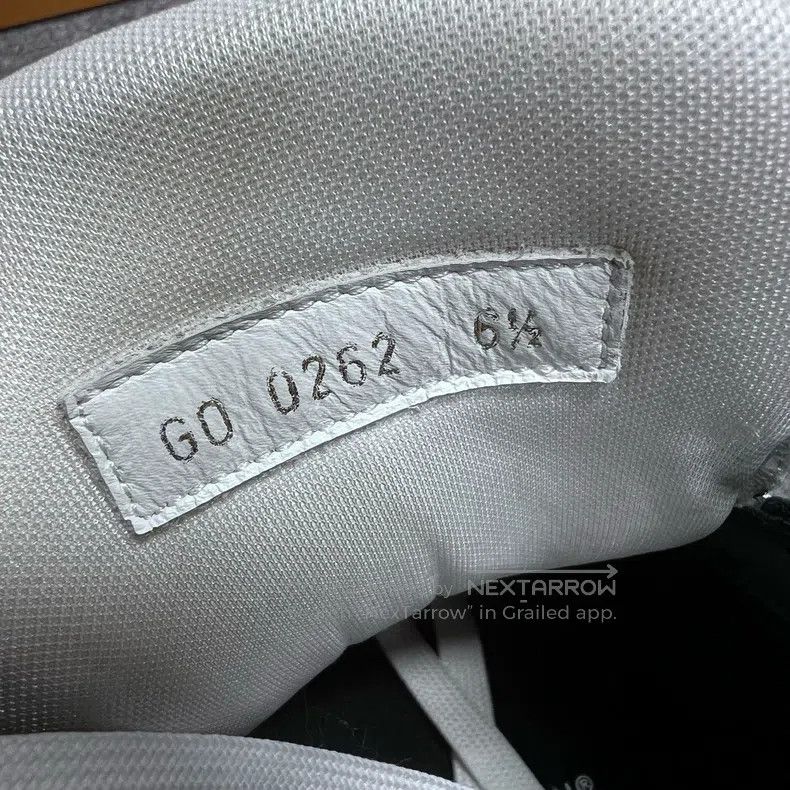 Louis Vuitton Louis Vuitton White and black flower adjustable Velcro bas Size US 6.5 / EU 39-40 - 5 Thumbnail