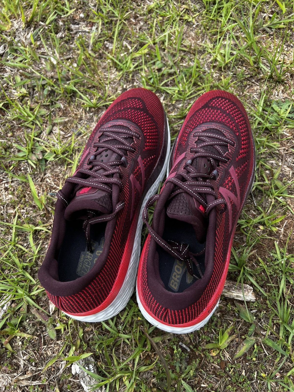 New Balance CLEAN New Balance size 12 Mens Red Fresh Foam More Running Size US 12 / EU 45 - 4 Thumbnail