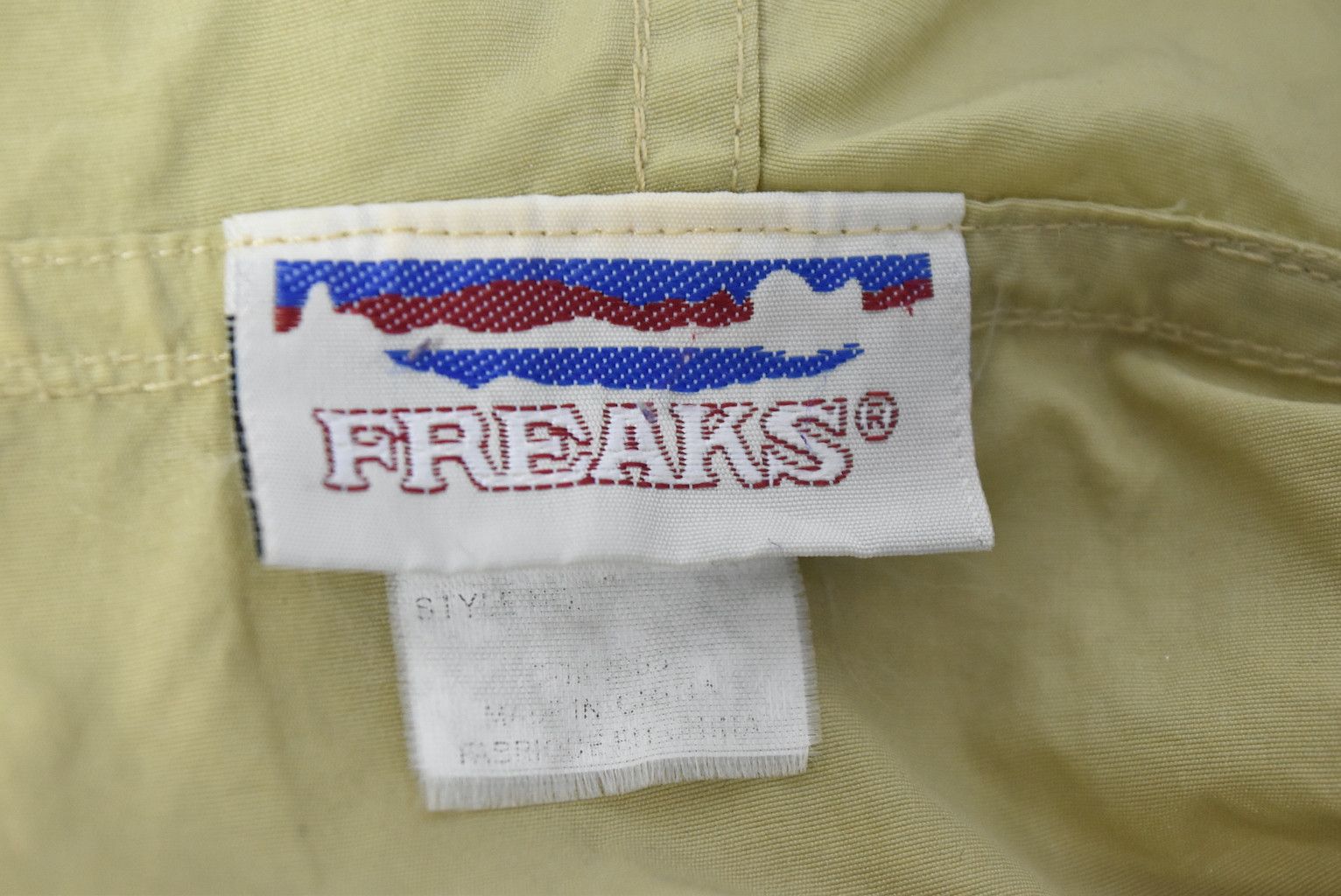 wide nylon hooded 23465 - 495 50