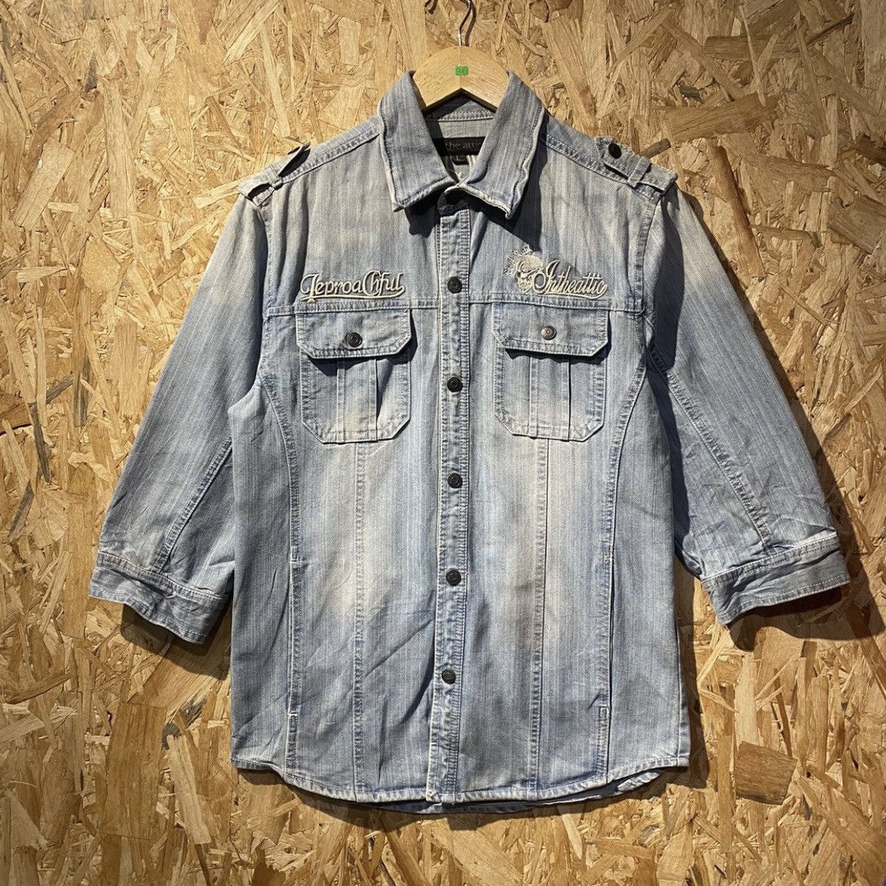 🔥Rare🔥Vintage In The Attic Button Up Shirt