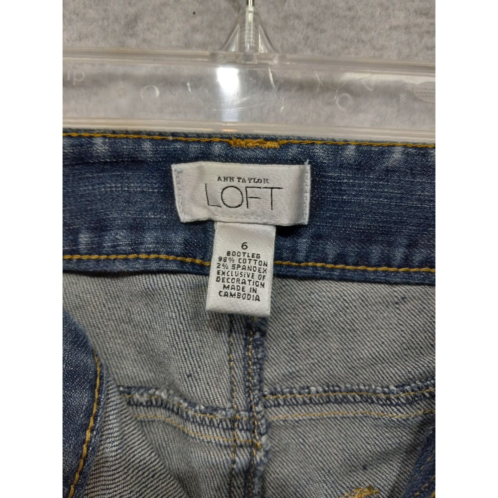 Ann Taylor Ann Taylor LOFT Jeans Women's 6 Bootcut Low Rise Floral Embroidered Dark Wash Jeans Size 28" / US 6 / IT 42 - 6 Thumbnail