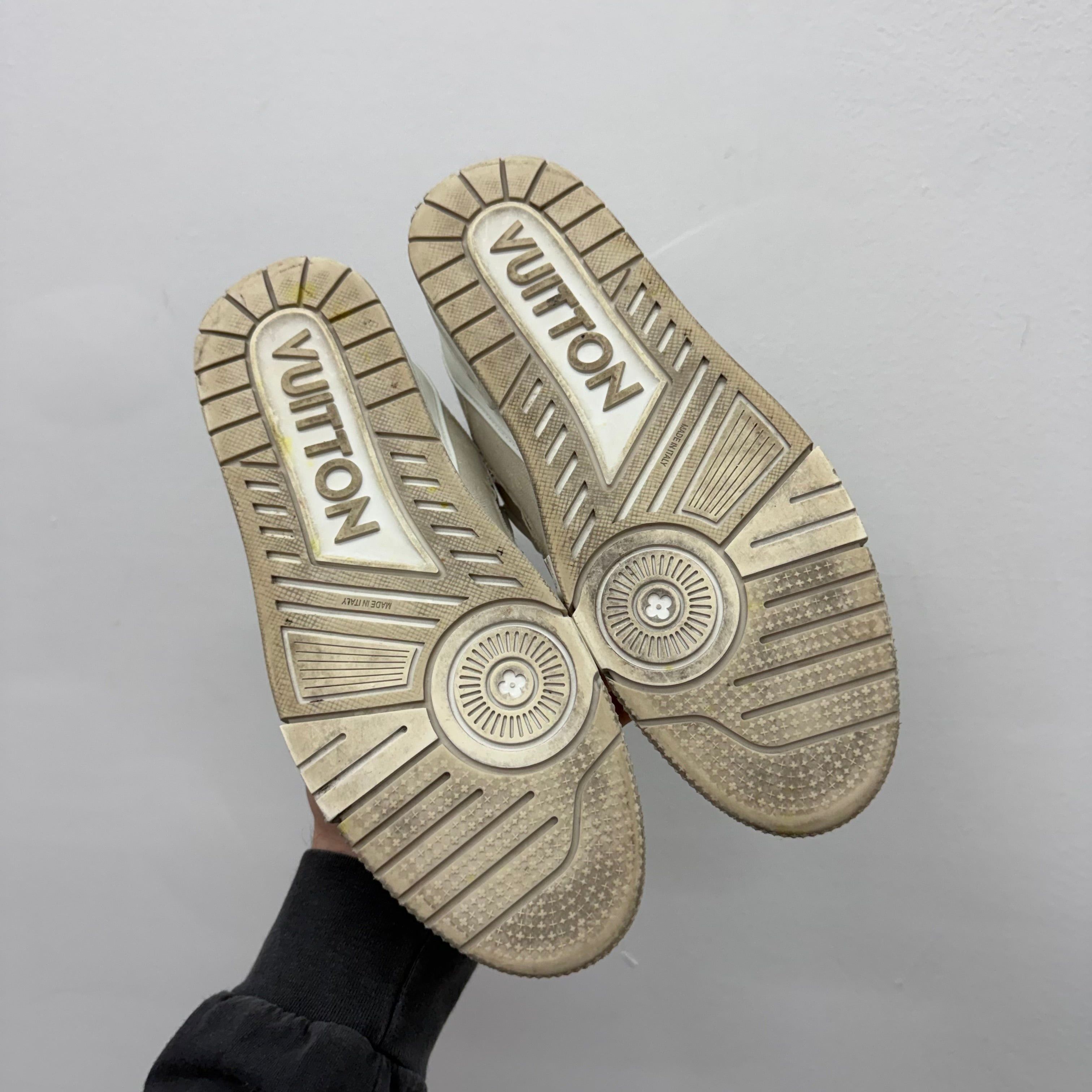 Louis Vuitton Louis Vuitton Canvas Monogram Trainer Sneakers White - LV 10 Size US 11.5 / EU 44-45 - 5 Thumbnail