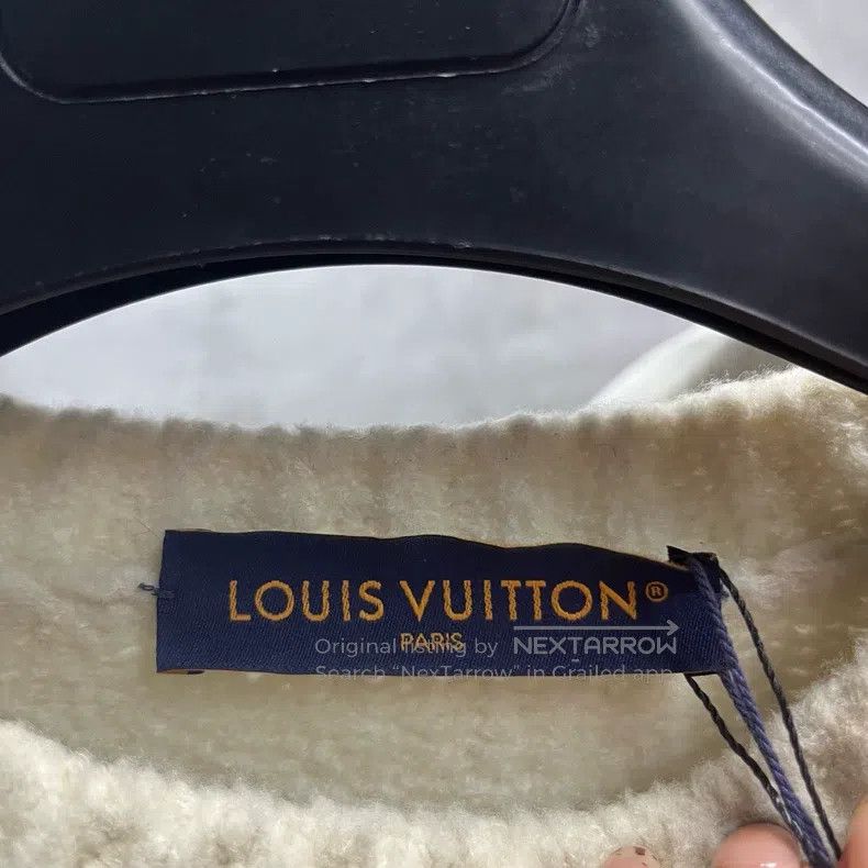 Louis Vuitton Louis Vuitton 25 Latest White Solid Letter Intarsia Pullov Size US XL / EU 56 / 4 - 2 Thumbnail