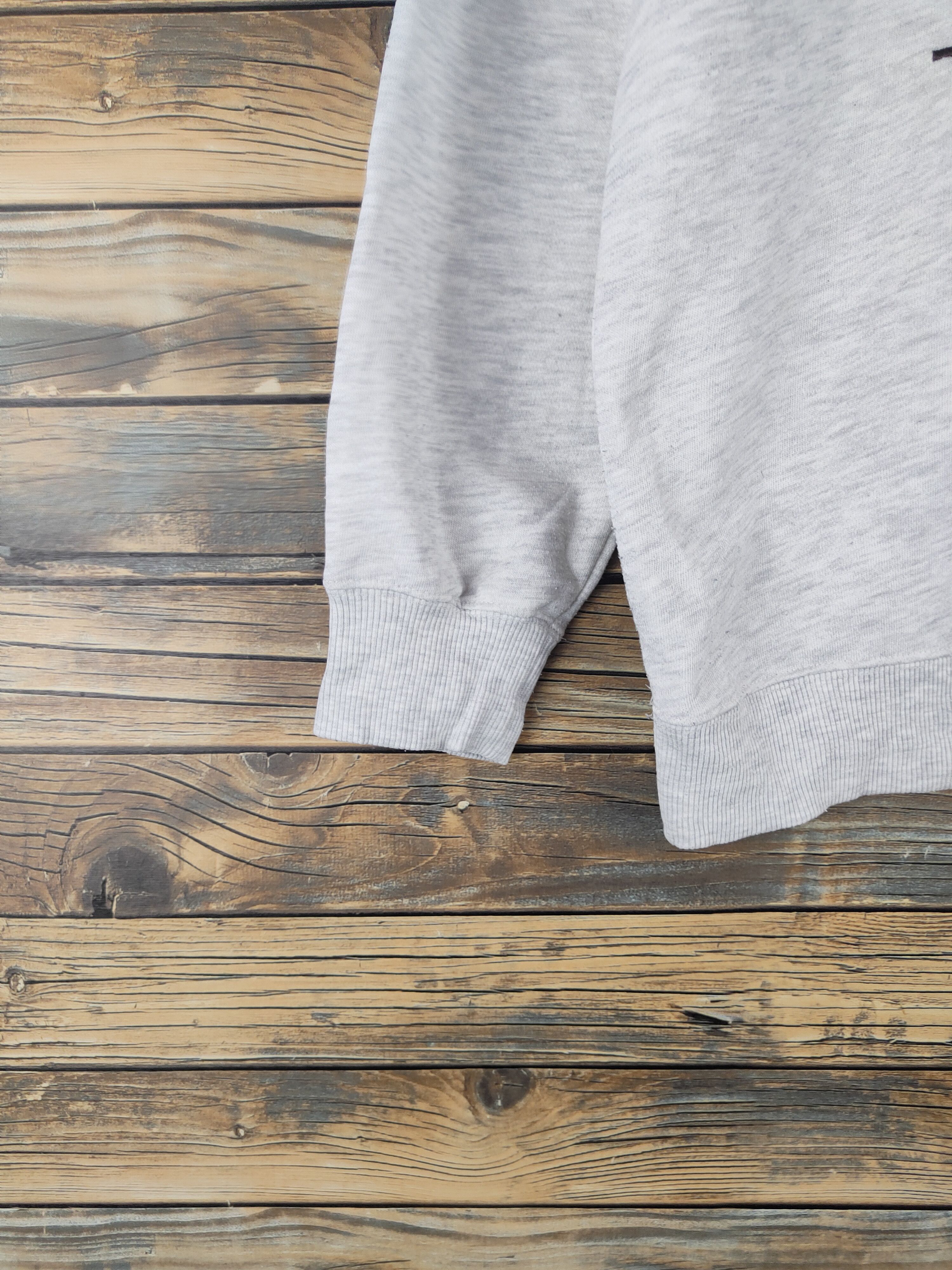 Harris Tweed DL Peanuts-Harris Tweed Gray Sweatshirts #46-068 Size US M / EU 48-50 / 2 - 4 Thumbnail