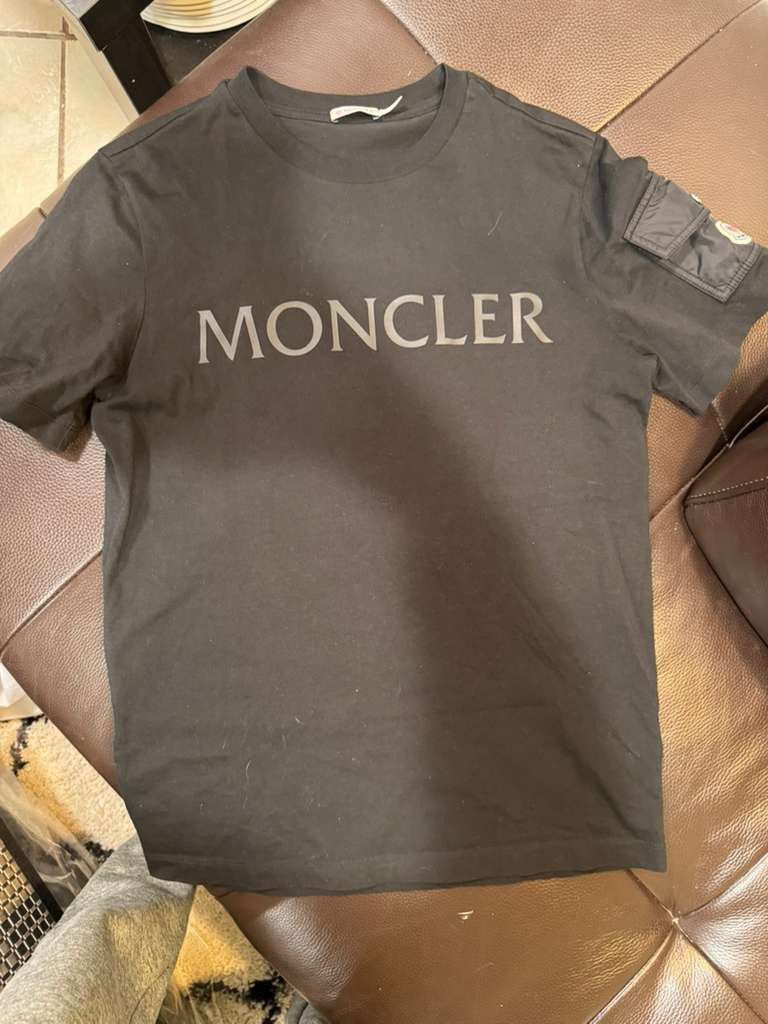 Moncler Moncler t shirt Size US M / EU 48-50 / 2 - 1 Thumbnail