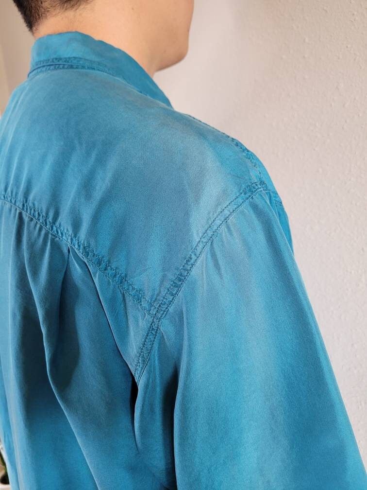 Vintage Vintage 80s/90s Relaxed Teal Silk Short Sleeve Button-up Size US L / EU 52-54 / 3 - 9 Thumbnail