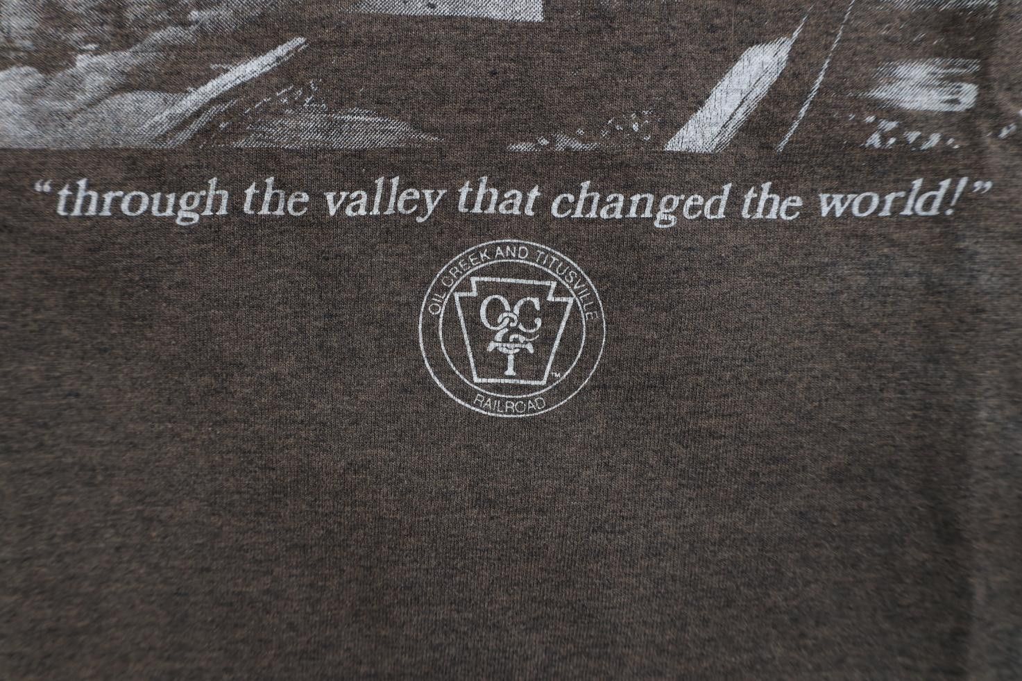 Vintage Vintage 90s Oil Creek and Titusville Railroad T-Shirt Size US M / EU 48-50 / 2 - 5 Thumbnail