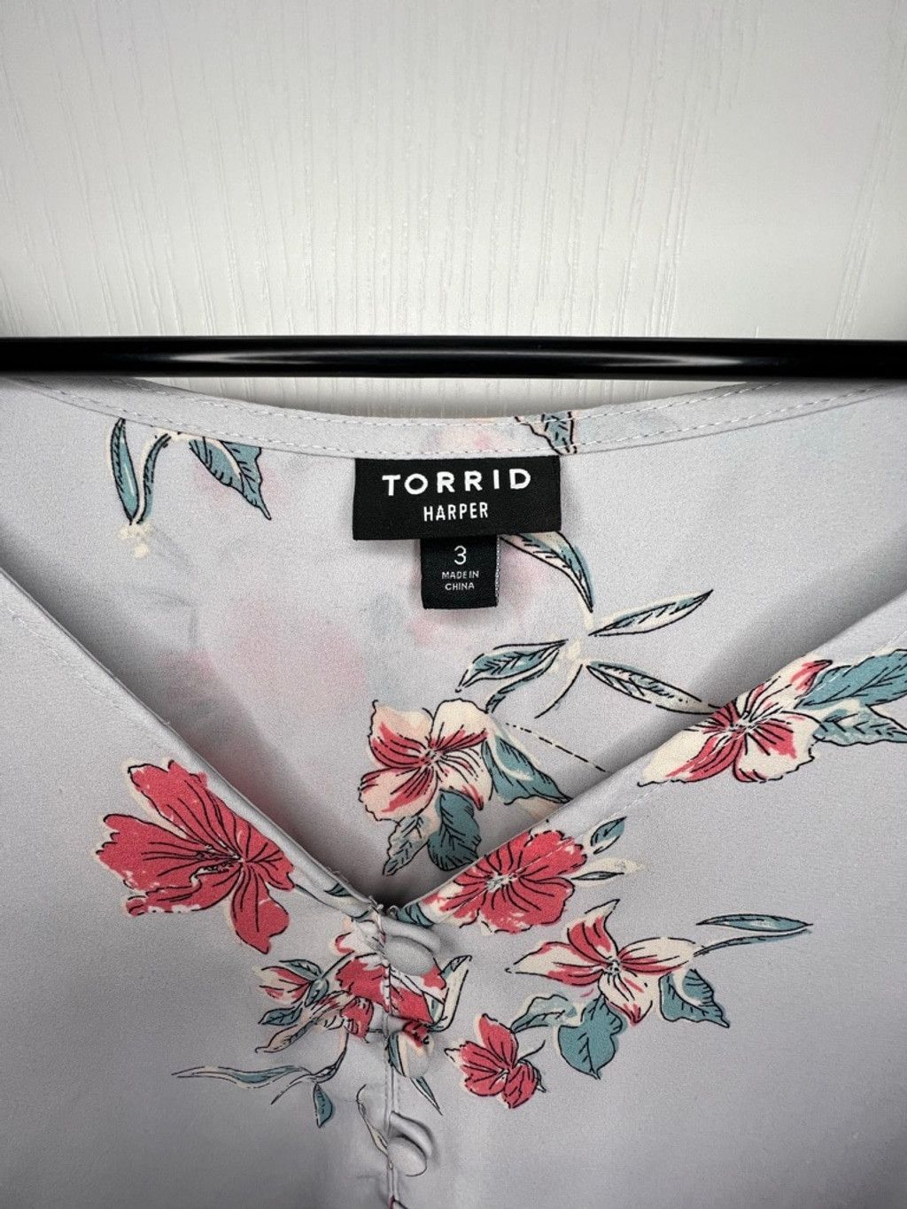Torrid Torrid Harper Floral Short Sleeve Loose Fit Blouse Size 3XL / US 20-22 - 2 Thumbnail