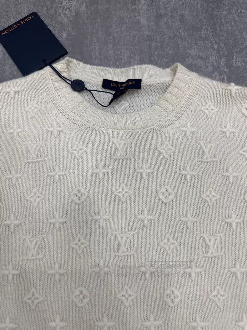Louis Vuitton Louis Vuitton 26 New Classic Cashmere Long Sleeve Pullover Size US XS / EU 42 / 0 - 3 Thumbnail