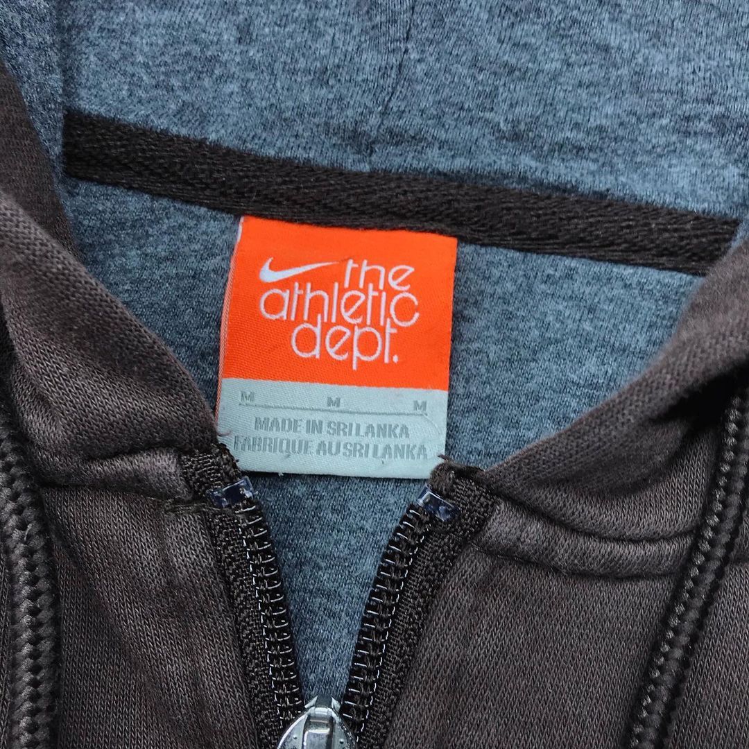 Nike × Vintage Nike Brown Rare Vintage Zip Hoodie Size US M / EU 48-50 / 2 - 4 Thumbnail