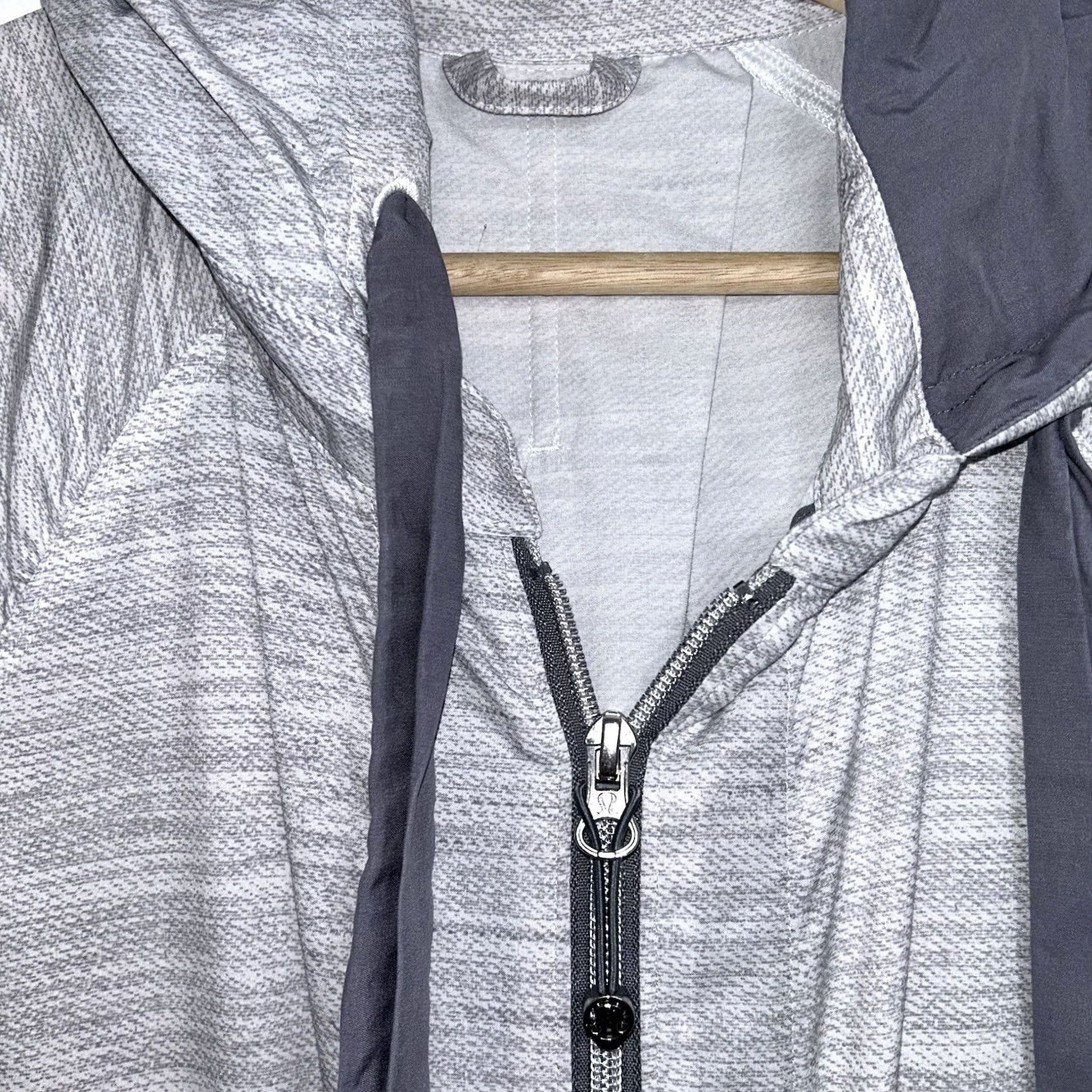 Lululemon Lululemon Vitality Full Zip Hoodie Gray Jacket Women’s Size 8 Size M / US 6-8 / IT 42-44 - 5 Thumbnail