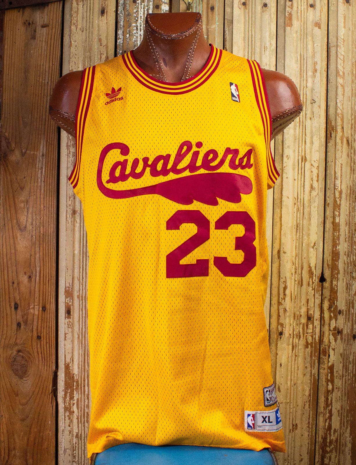 image of Vintage Lebron James Cleveland Cavaliers Hwc Jersey 2000S in Yellow/Red, Men's (Size XL)