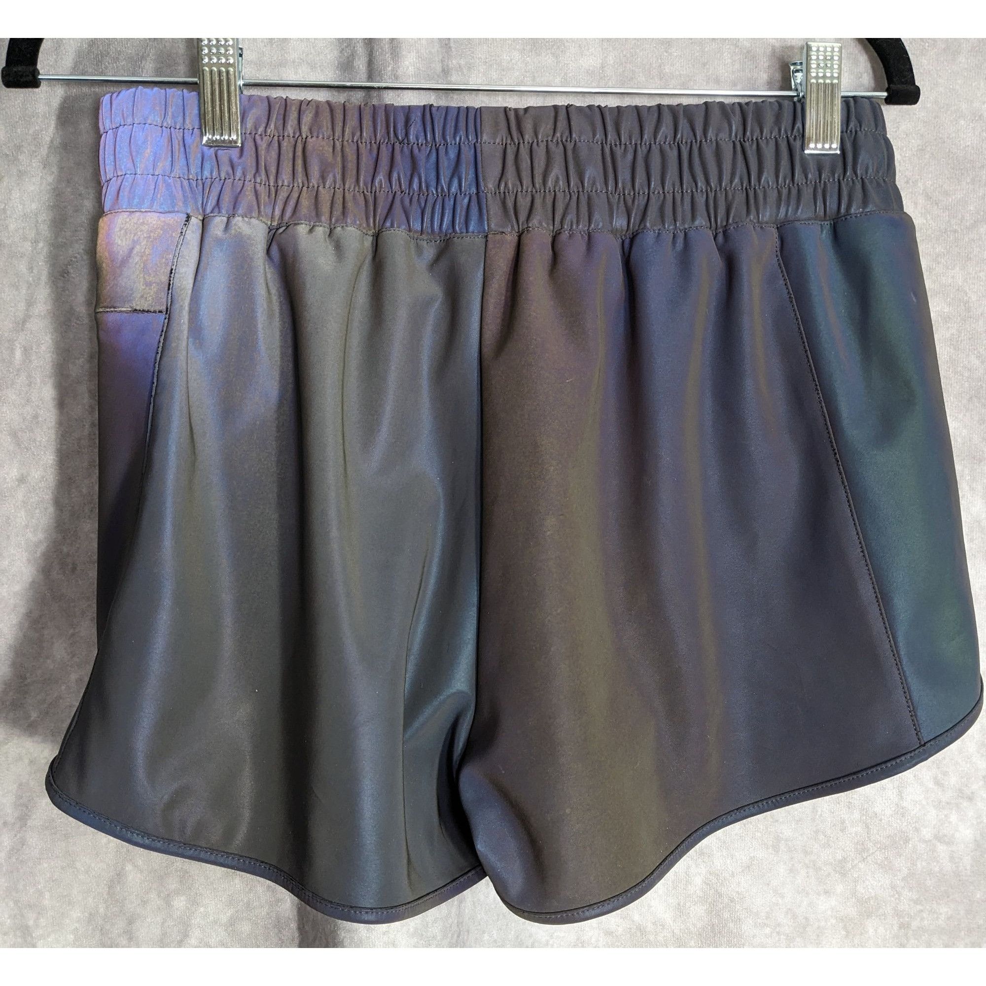 Other Flexliving Sporty Prismatic Color-Shift Athletic Shorts Size Size 28" / US 6 / IT 42 - 12 Thumbnail