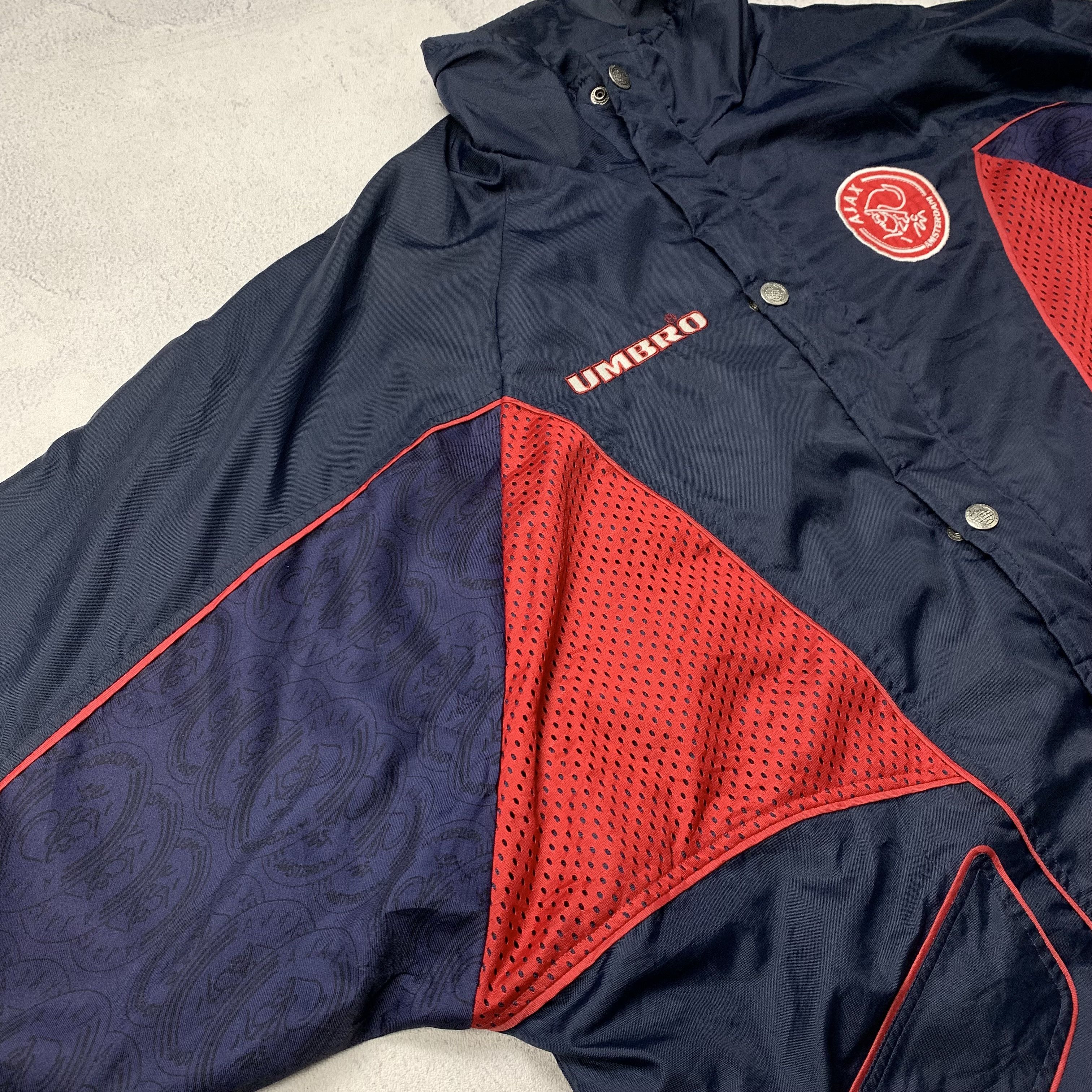 Vintage 1997-98 Umbro Ajax Amsterdam FC Padded Jacket