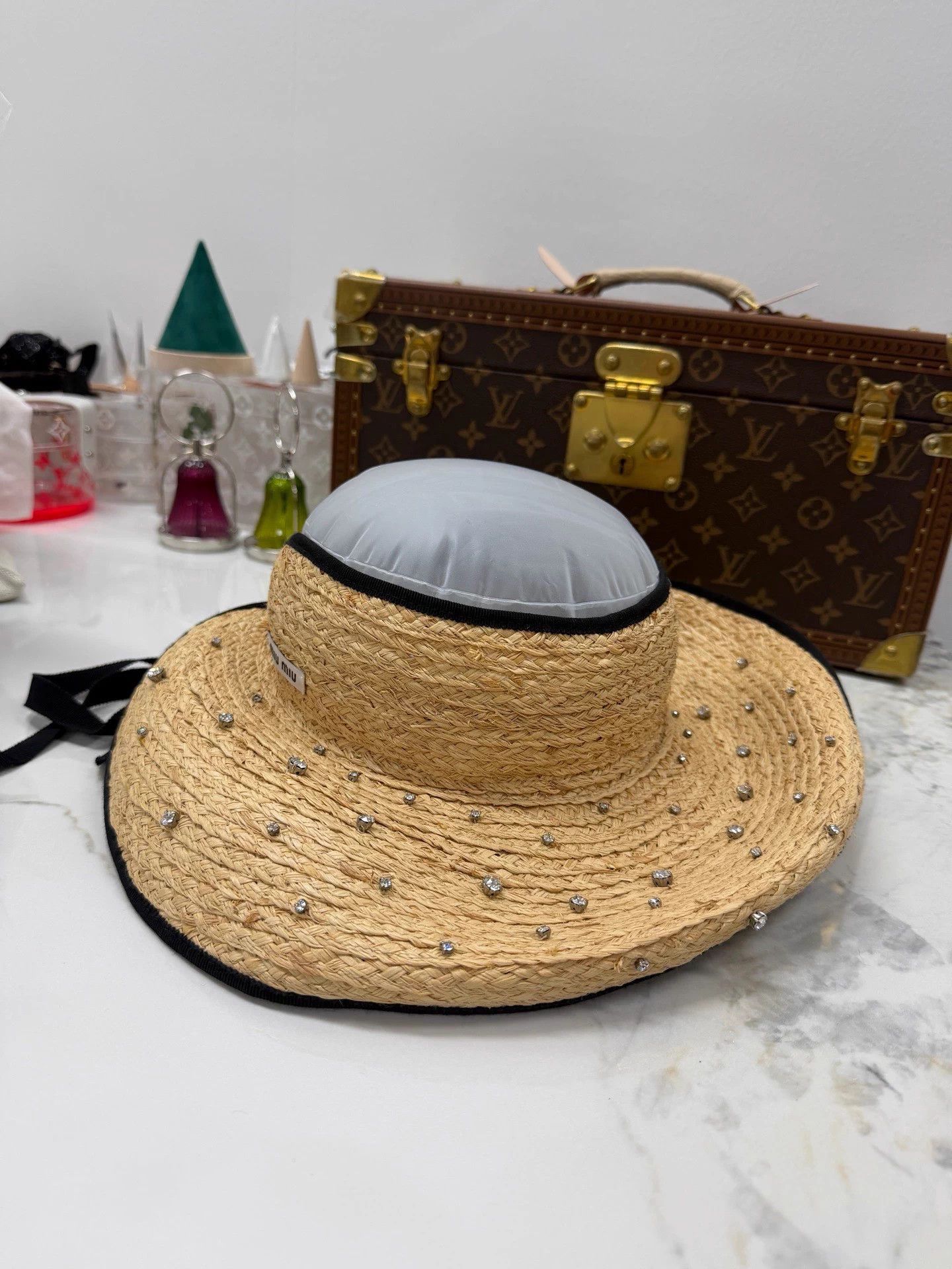 Miu Miu MIUMIU Rhinestone Straw Hat Elastic Band Size S MINT Size ONE SIZE - 3 Thumbnail