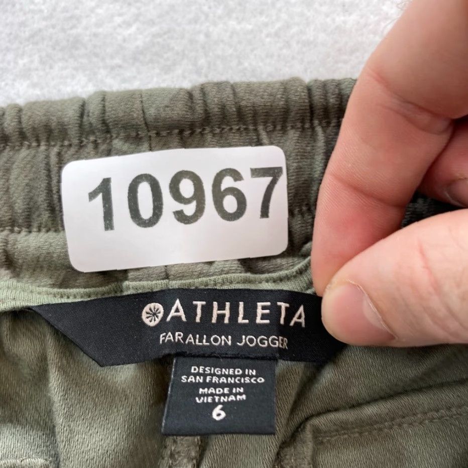 Athleta Athleta Farallon Jogger Women's 6 Green Camouflage Stretch Fabric Pull On Cuffed Jogger Pants Slim Fit Casual Season: All Size 28" / US 6 / IT 42 - 4 Thumbnail