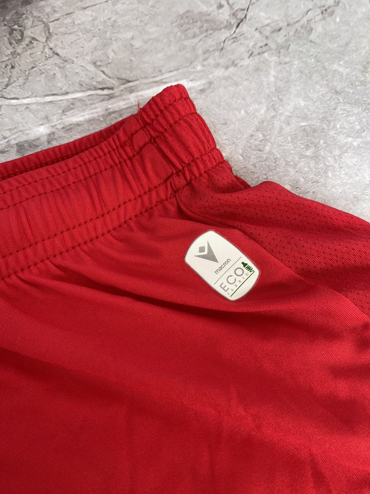 Macron Rare FC Thun Macron Soccer Football Suit Jersey & Shorts Y2K Size US M / EU 48-50 / 2 - 12 Thumbnail