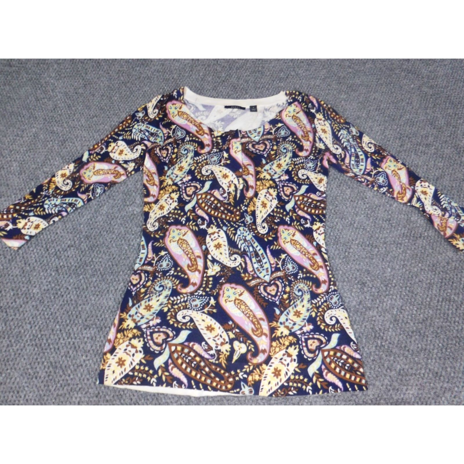 Vintage Mosca Womens Sweater Small blue pullover stretch button Knit V-Neck Long Sleeve Regular Size S Girls Mens Womens Size S / US 4 / IT 40 - 2 Thumbnail