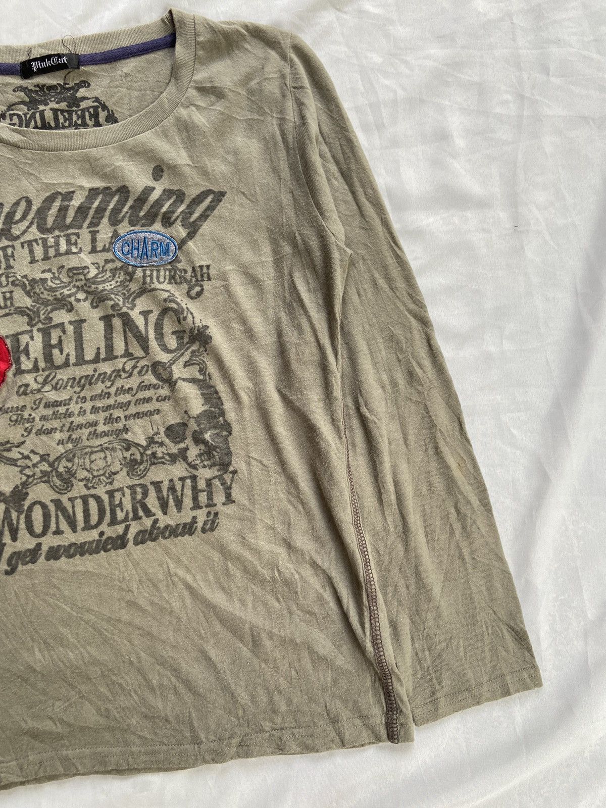 Beauty Beast I WONDER WHY I GET WORRIED ABOUT THAT LONG SLEEVE Size US S / EU 44-46 / 1 - 4 Thumbnail