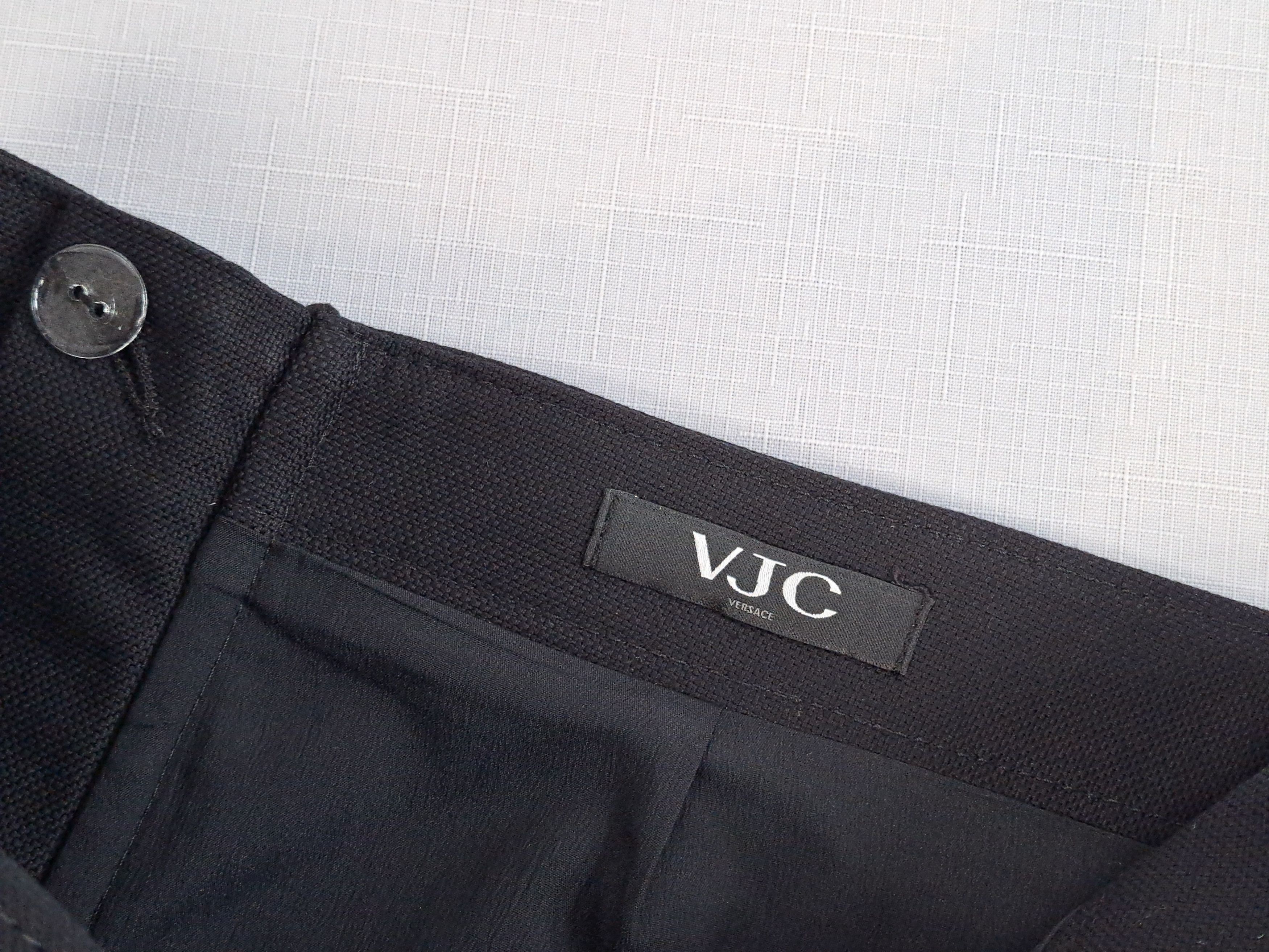 Versace Jeans Couture Versace Jeans Couture black mini skirt. Size 40IT Size 27" / US 4 / IT 40 - 6 Thumbnail