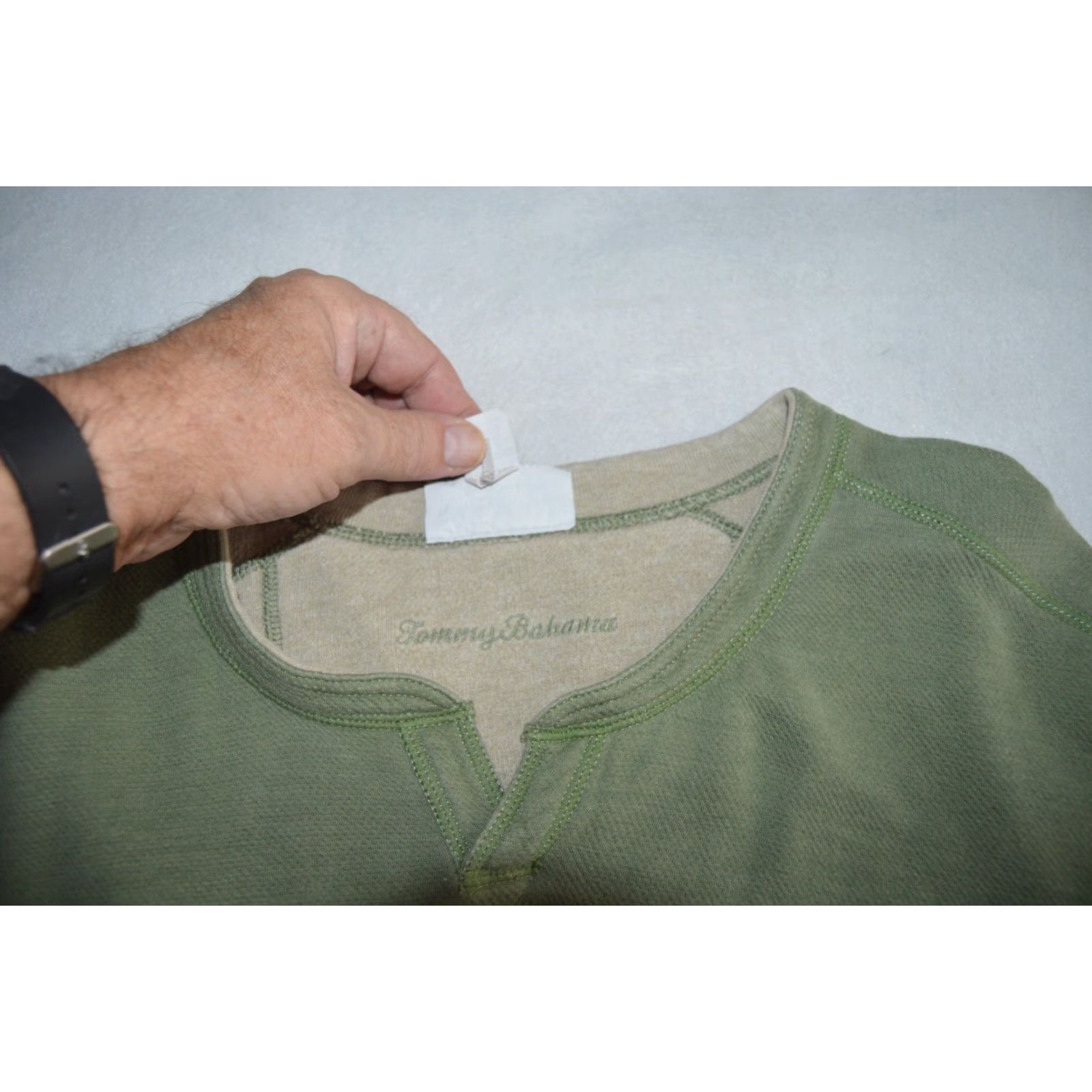 Tommy Bahama Tommy Bahama Sweater Mens Big 3XLB Green Khaki Reversible Pullover Knit V-Neck Long Sleeve Casual Size US XXL / EU 58 / 5 - 4 Thumbnail