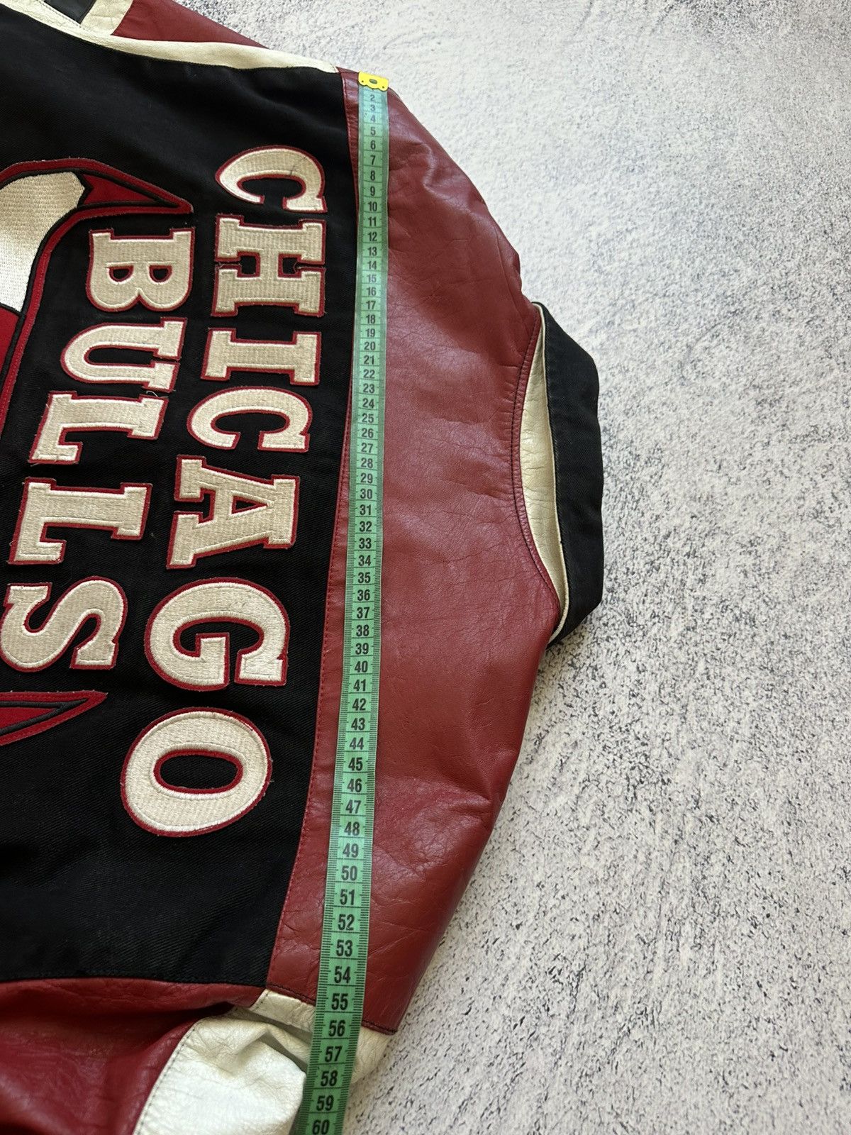 Jeff Hamilton 1993 Jeff Hamilton Chicago Bulls Jacket Size US XL / EU 56 / 4 - 21 Thumbnail
