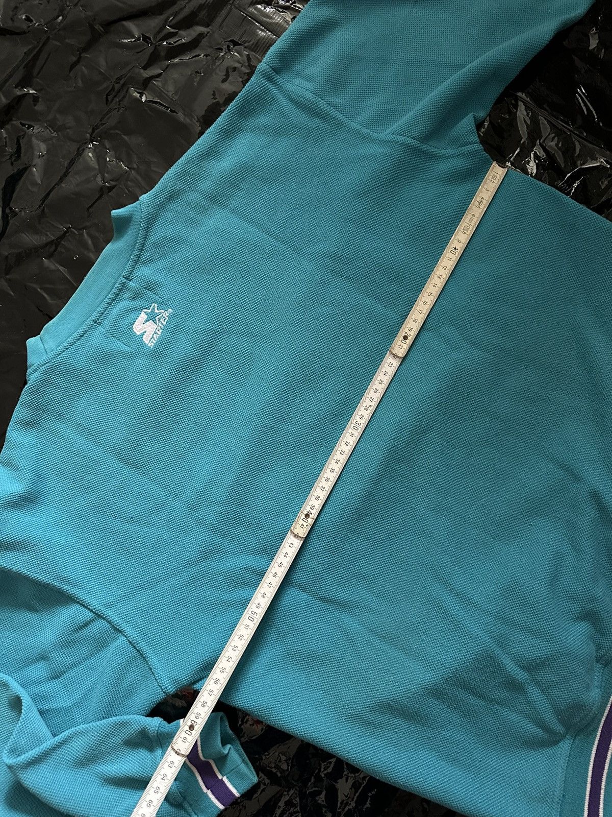 Starter Hoodie Pullover Charlotte Hornets Size M NBA Vintage