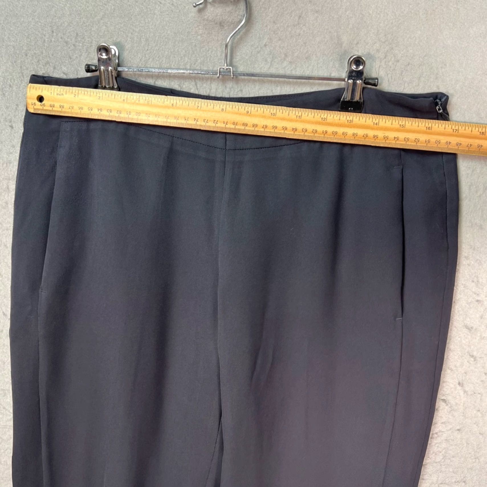 Theory Theory Womens Dress Pants Blue Tapered Leg 10 Adult Regular Wool Polyester Dress Pants Womens Mens (adjusted for gender at end) Size 32" / US 10 / IT 46 - 6 Thumbnail