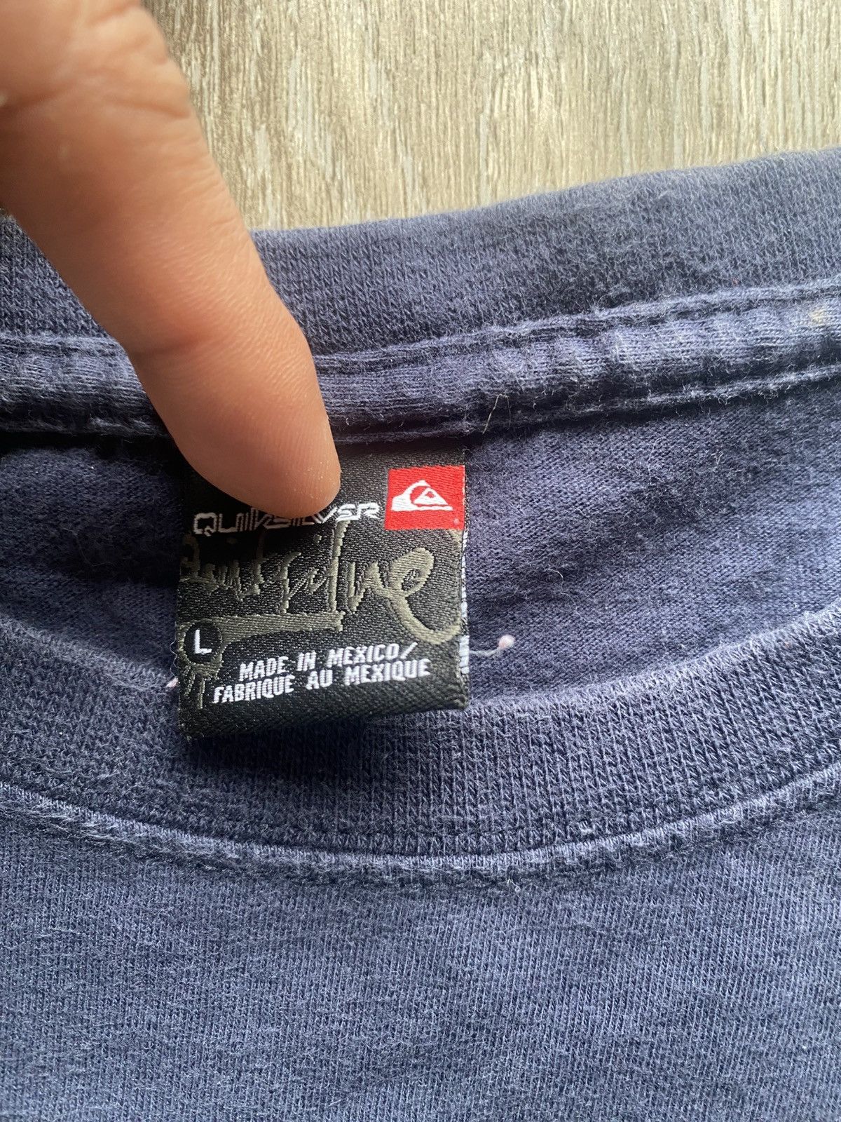 Quicksilver Gintage 90’s quicksilver surf shirt. Size US L / EU 52-54 / 3 - 4 Thumbnail