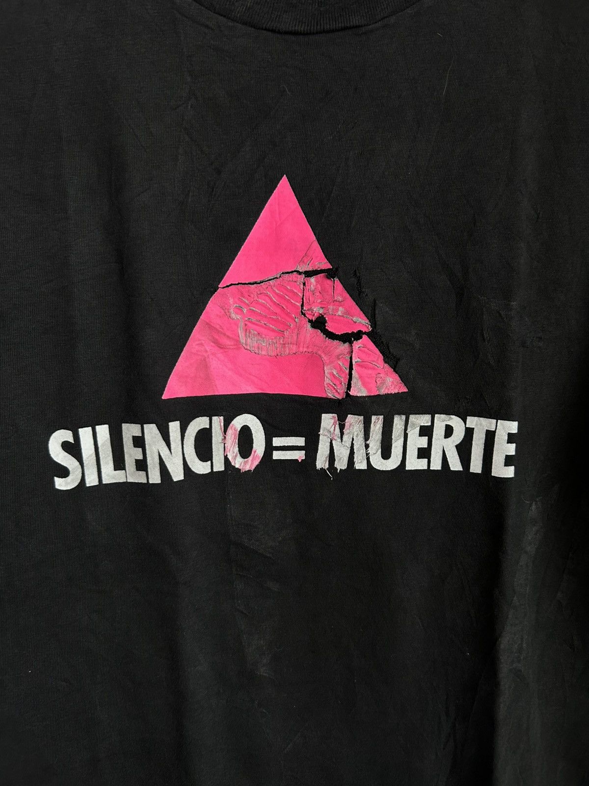 Vintage Vintage HIV/AIDS Silence=Death Art Protest T Shirt Kruger Size US L / EU 52-54 / 3 - 4 Thumbnail