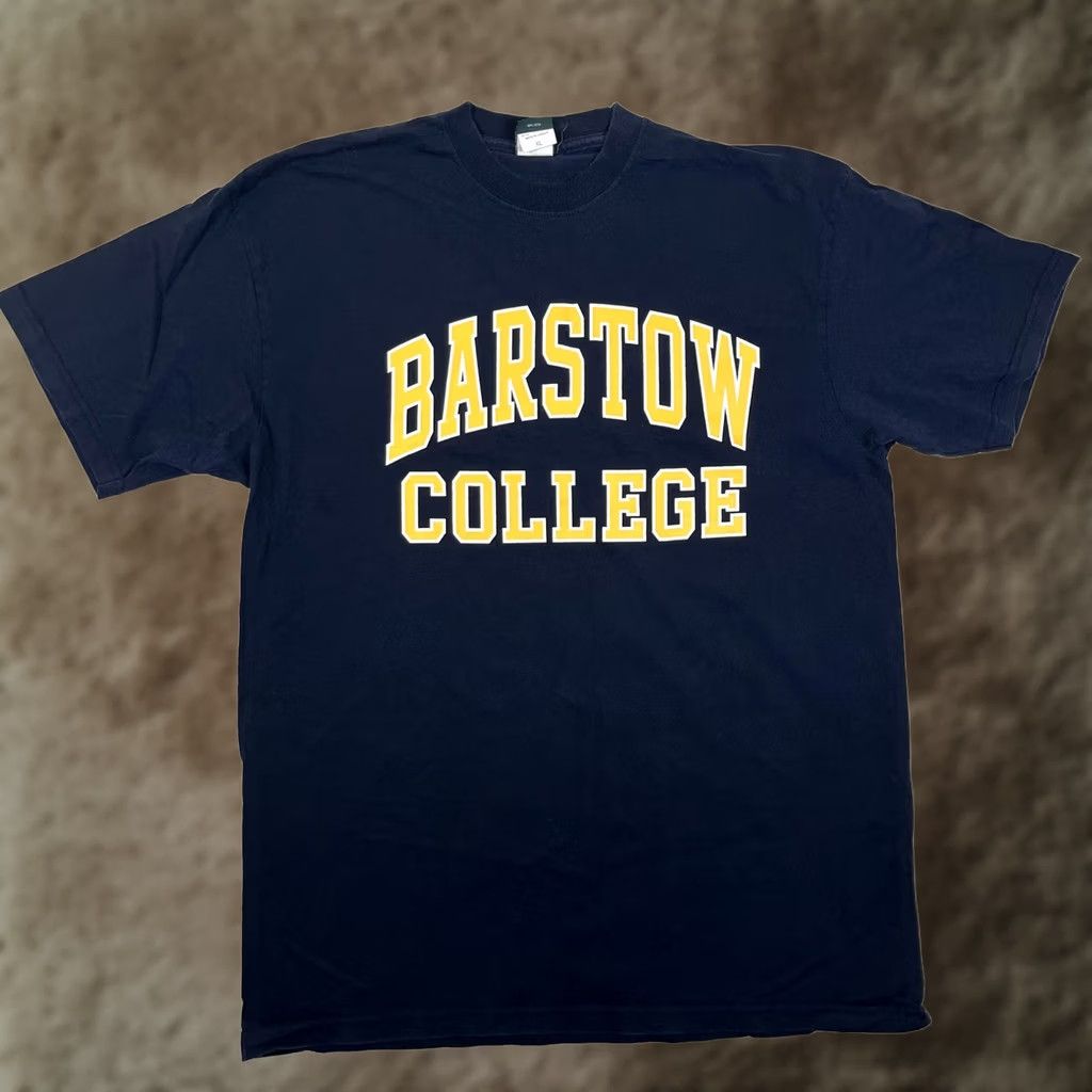 Vintage Vintage Barstow College T-Shirt Mens XL Blue MV Sport Campus Graphic 90s Size US XL / EU 56 / 4 - 1 Thumbnail