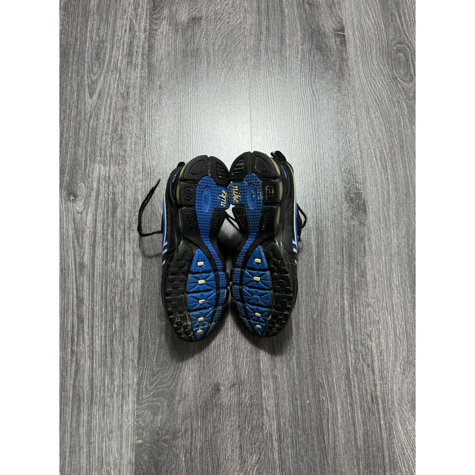 Nike × Vintage 2009 Nike Air Max Vintage Rare Low Top Sneakers Size US 5.5 / EU 38 - 5 Thumbnail