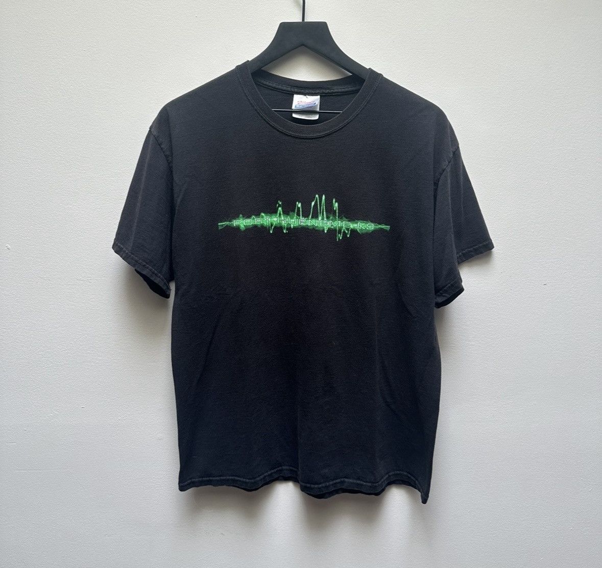 Other Vintage Y2K Paws of Duty Parody T-Shirt Size US L / EU 52-54 / 3 - 1 Thumbnail
