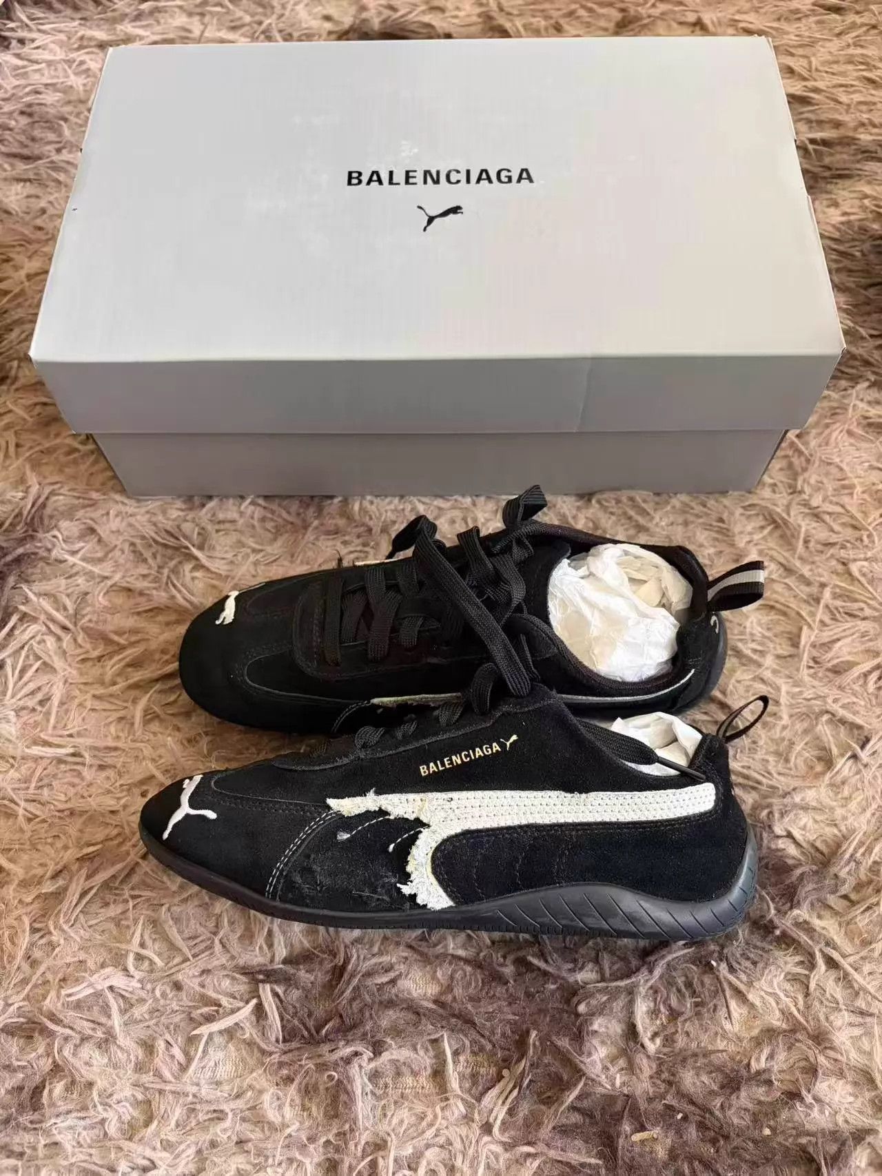 Balenciaga Balenciaga x Puma Speedcat Suede Distress ThinSole 38/39 Size US 7.5 / IT 37.5 - 2 Thumbnail